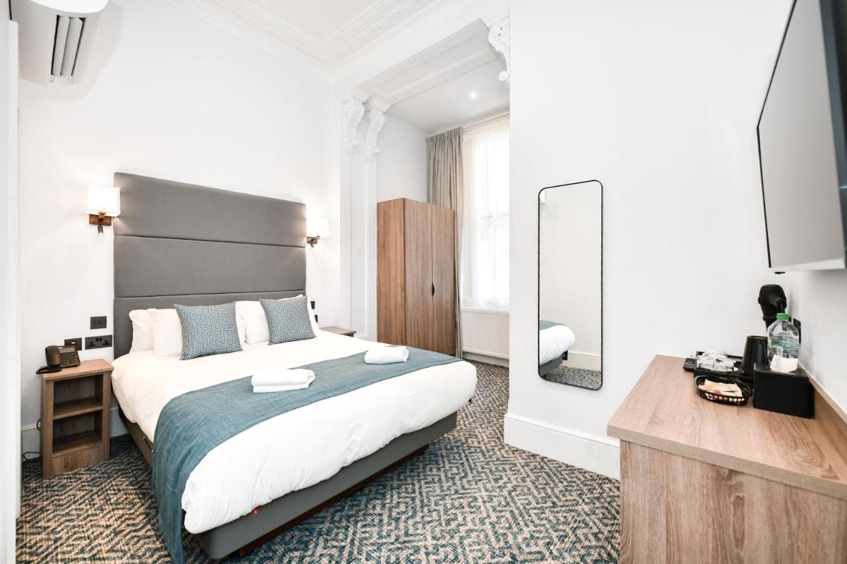 The J Hyde Park 26