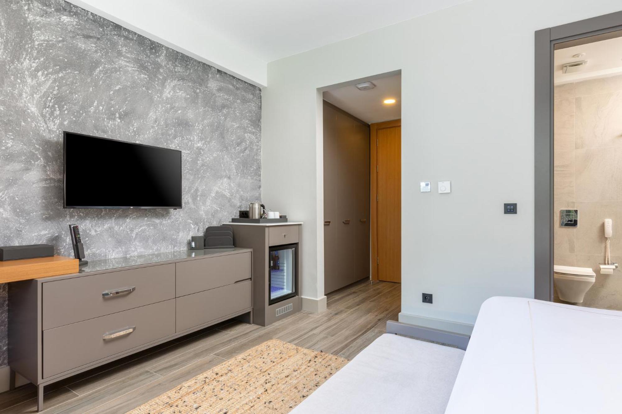 Unique Life Style Hotel - Image 44