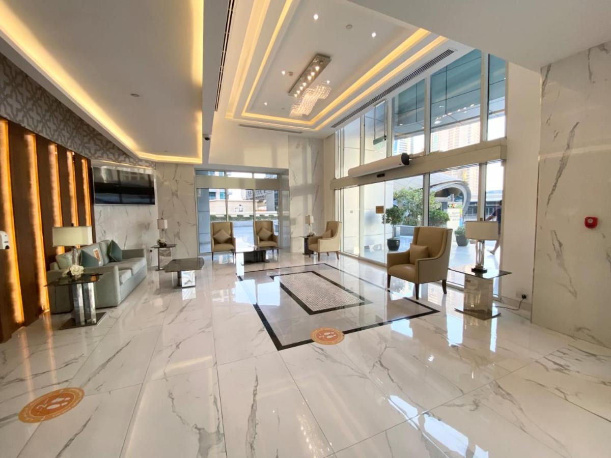 Dubai Marina - 5 bedroom, resort feel, great Amenities