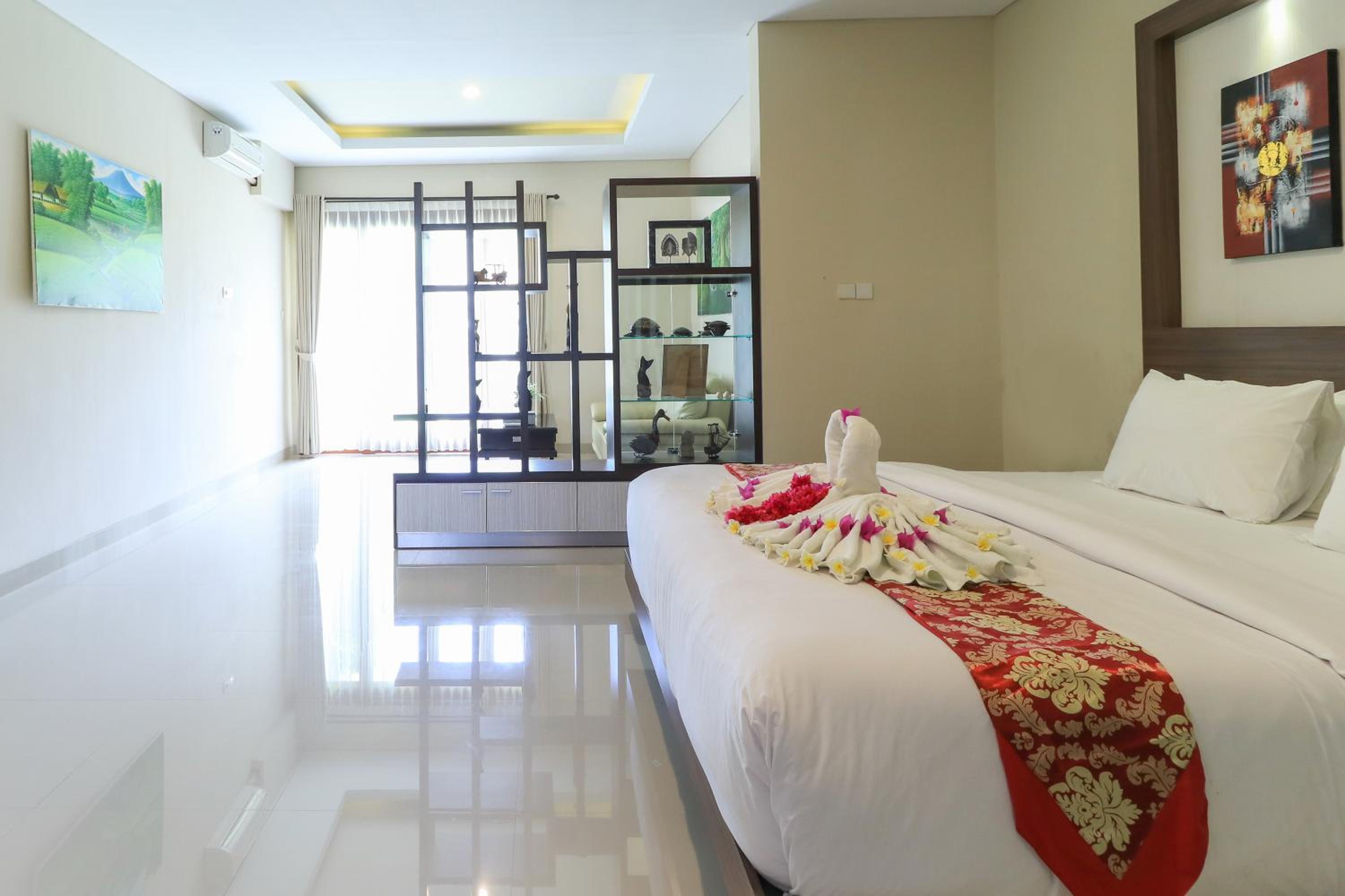 Royal Majesty Villas Jimbaran view 5