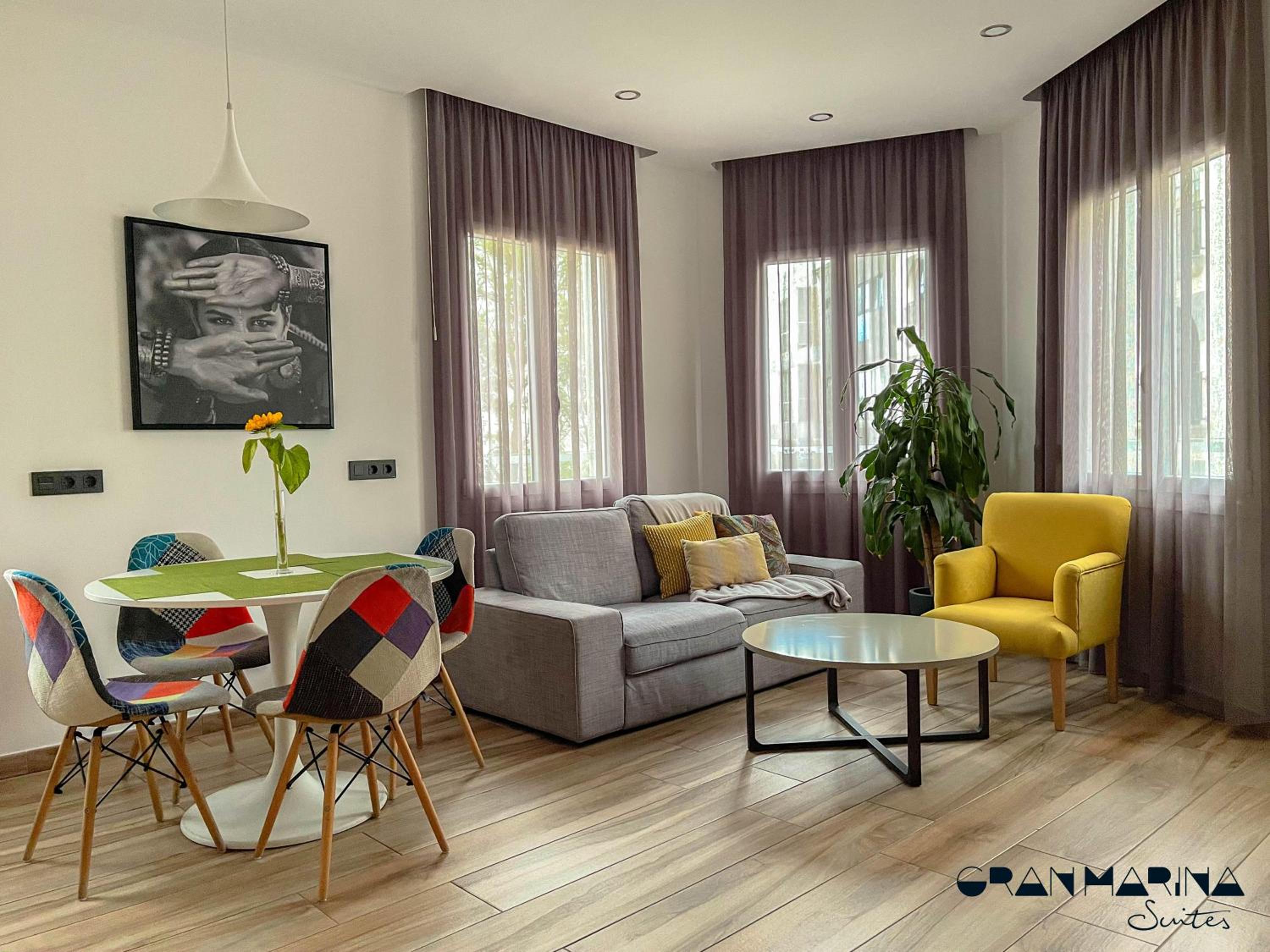 Gran Marina Suites