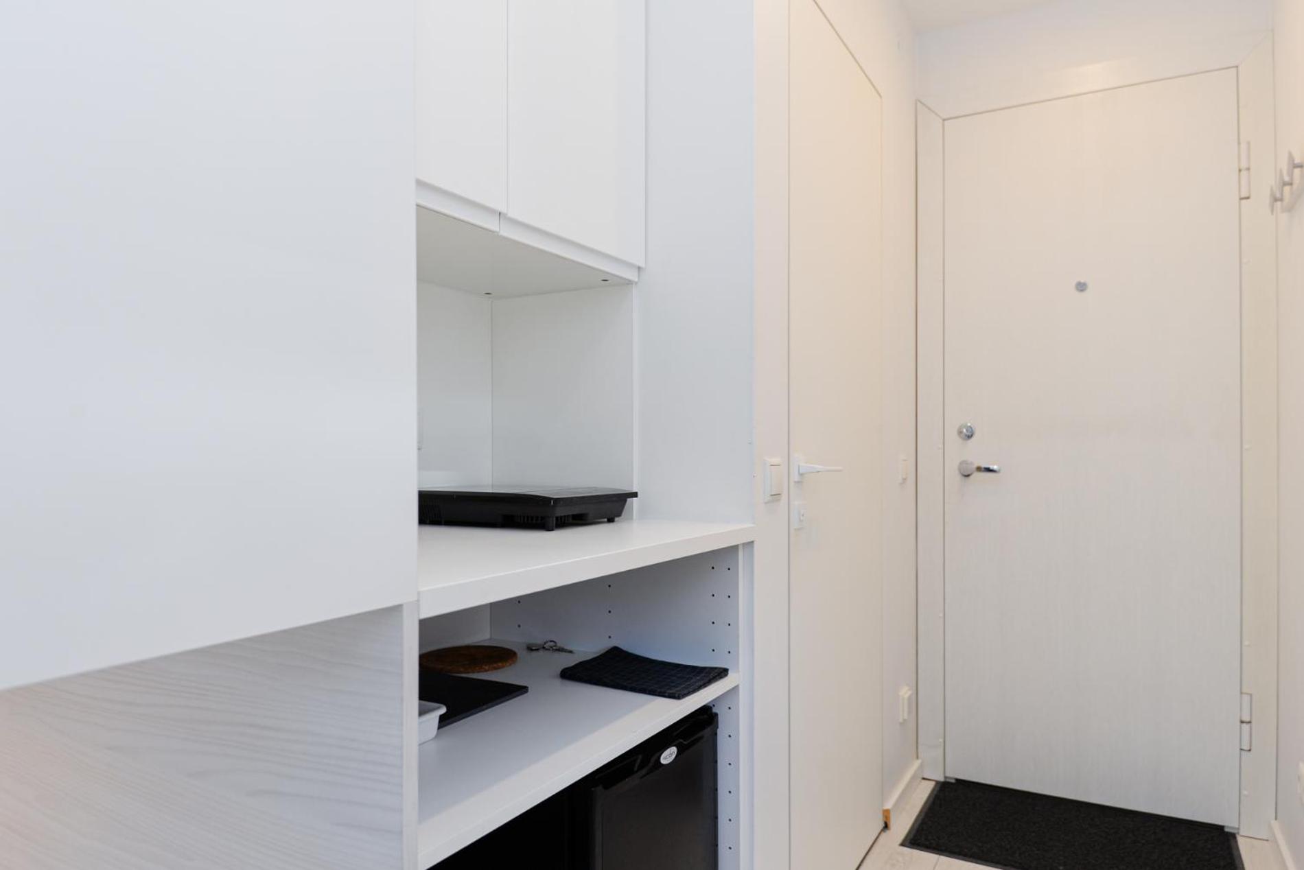 Apartment Amber White view 4