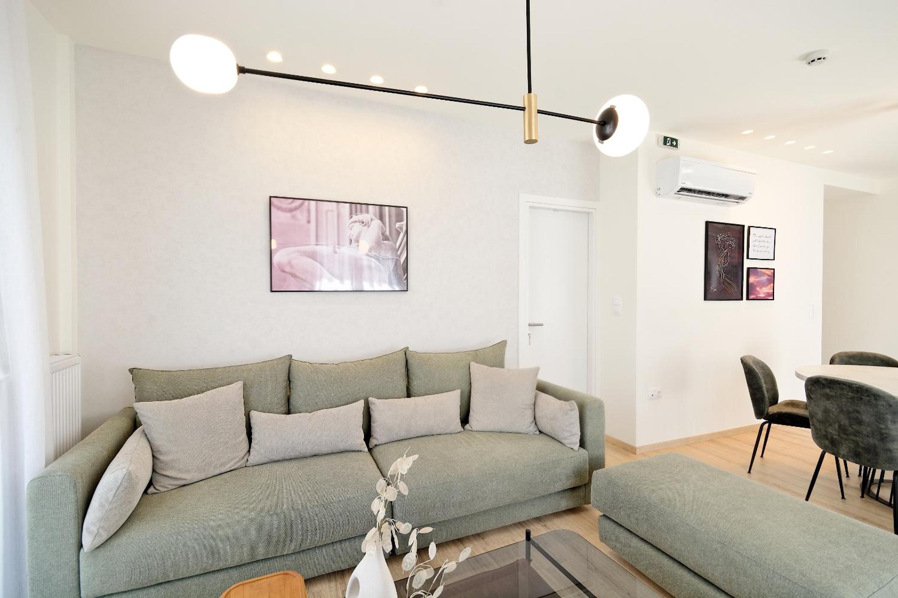 Eos Residence