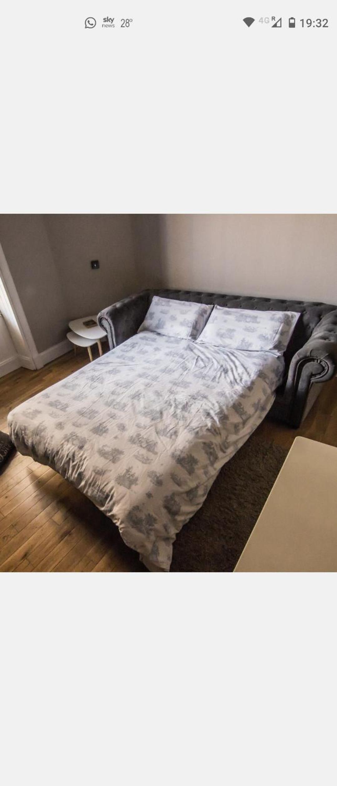 Cosy near centre Edinburgh apartment view 4