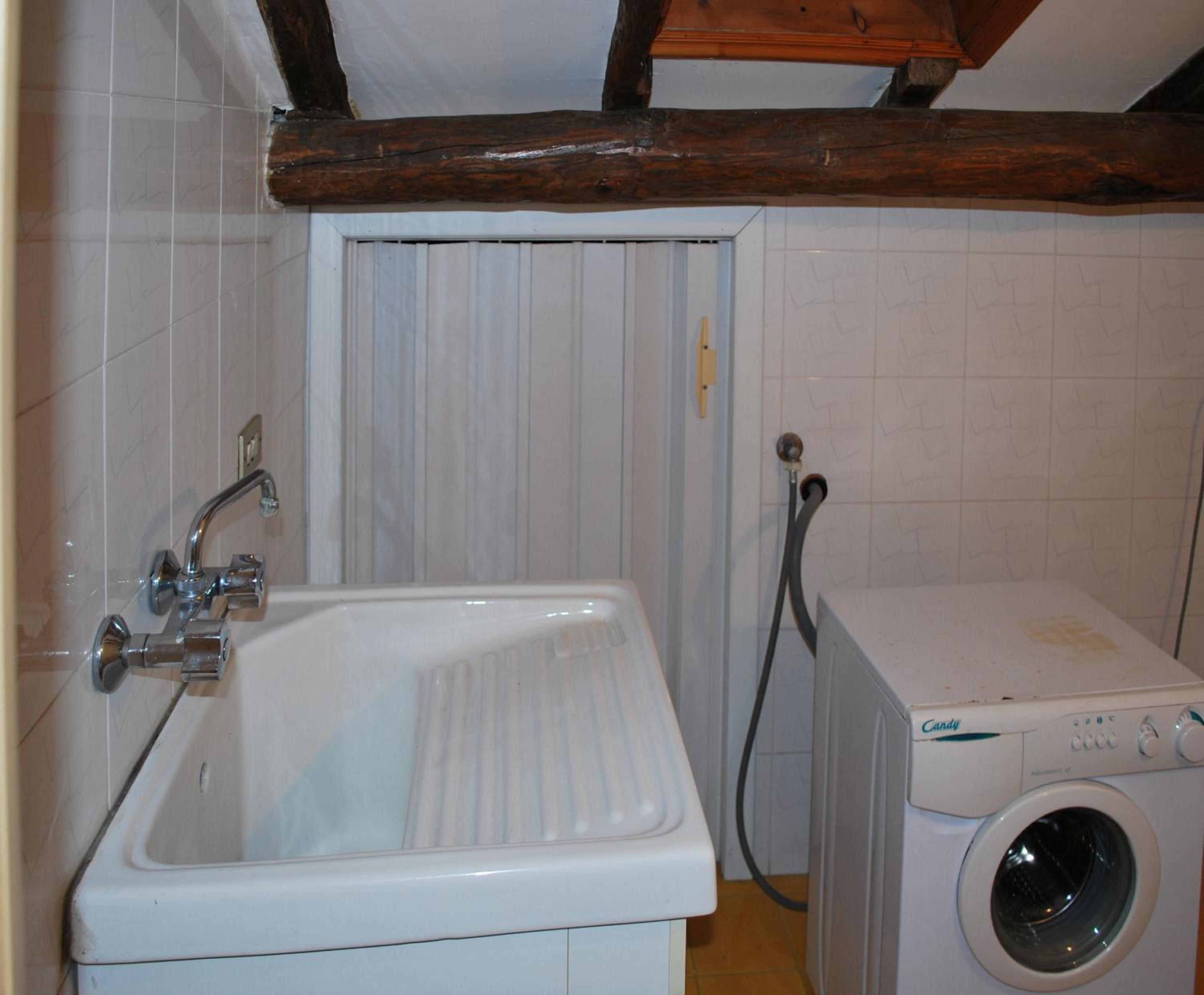 Photo 32