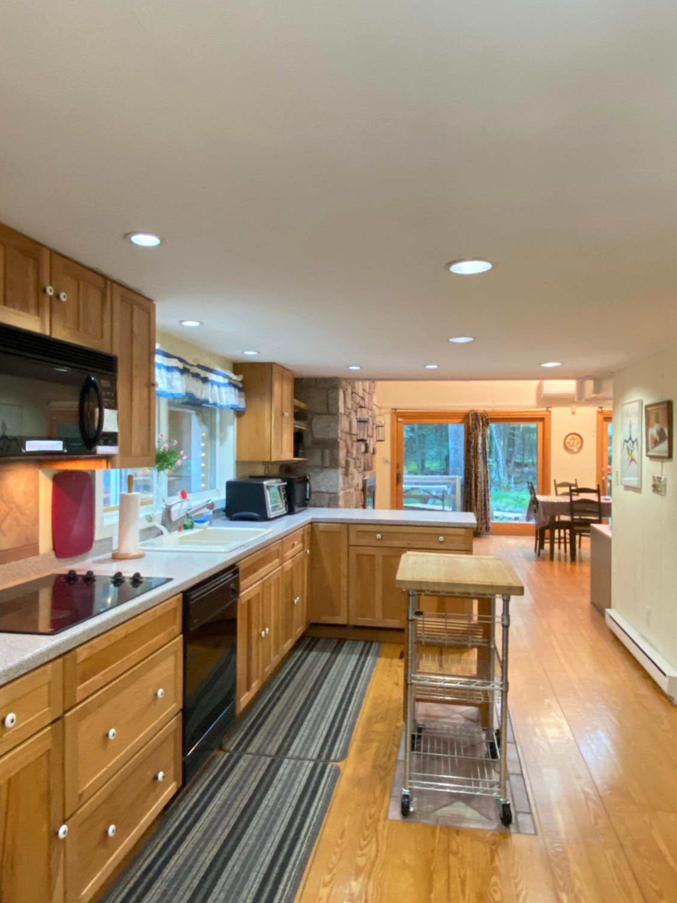 Secluded Chalet on Fishing Creek-Mins to Camelbk view 5