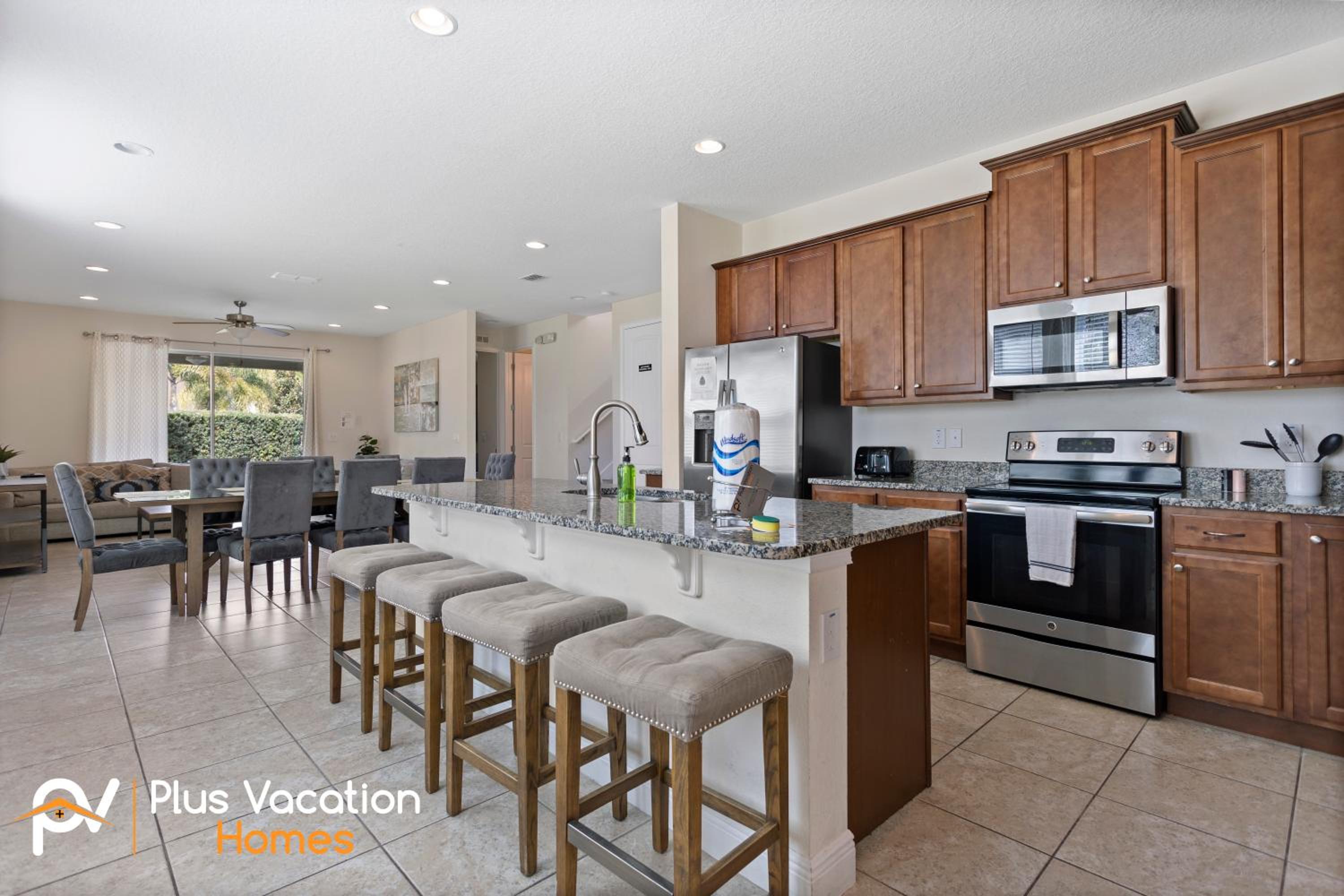 Huge 8BD Home - POOLSpa - GameMovie room