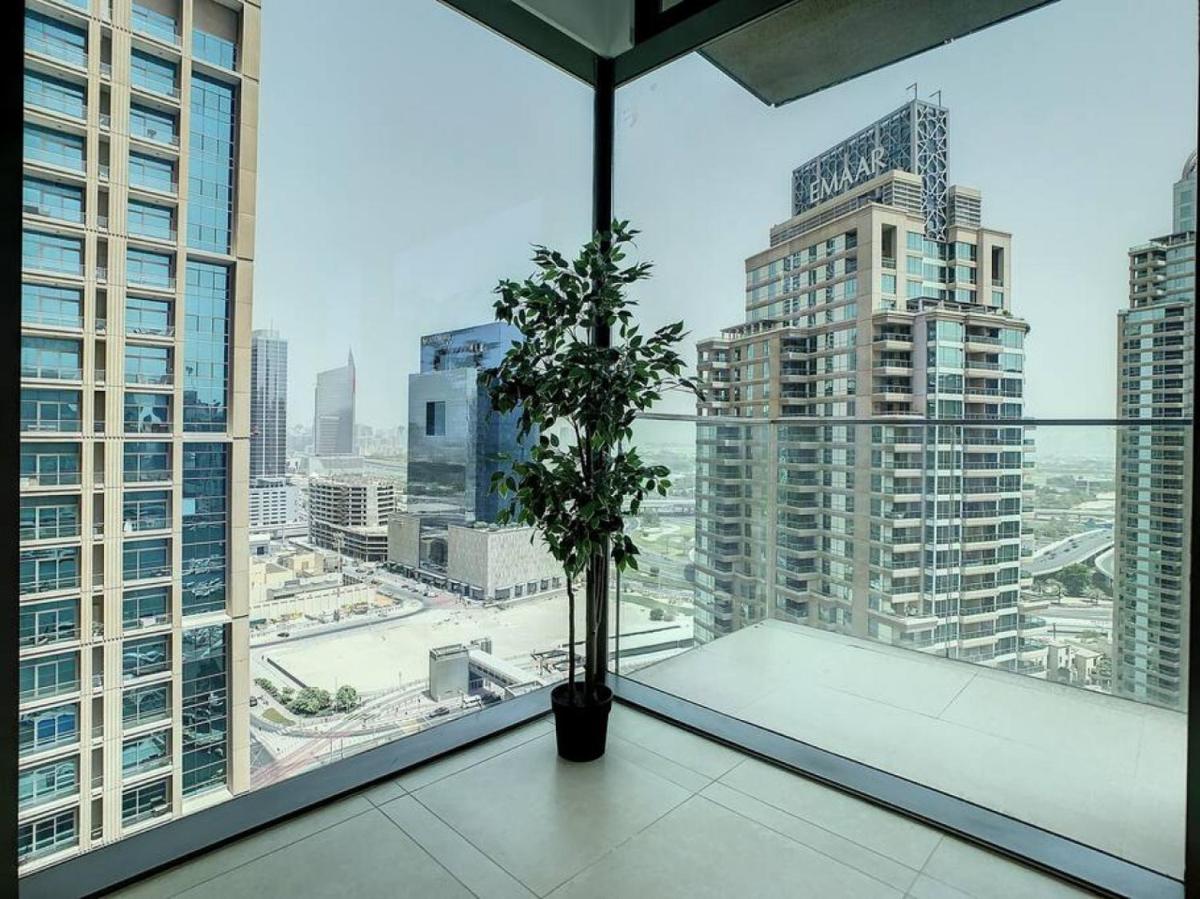 Key View - Marina Gate 1