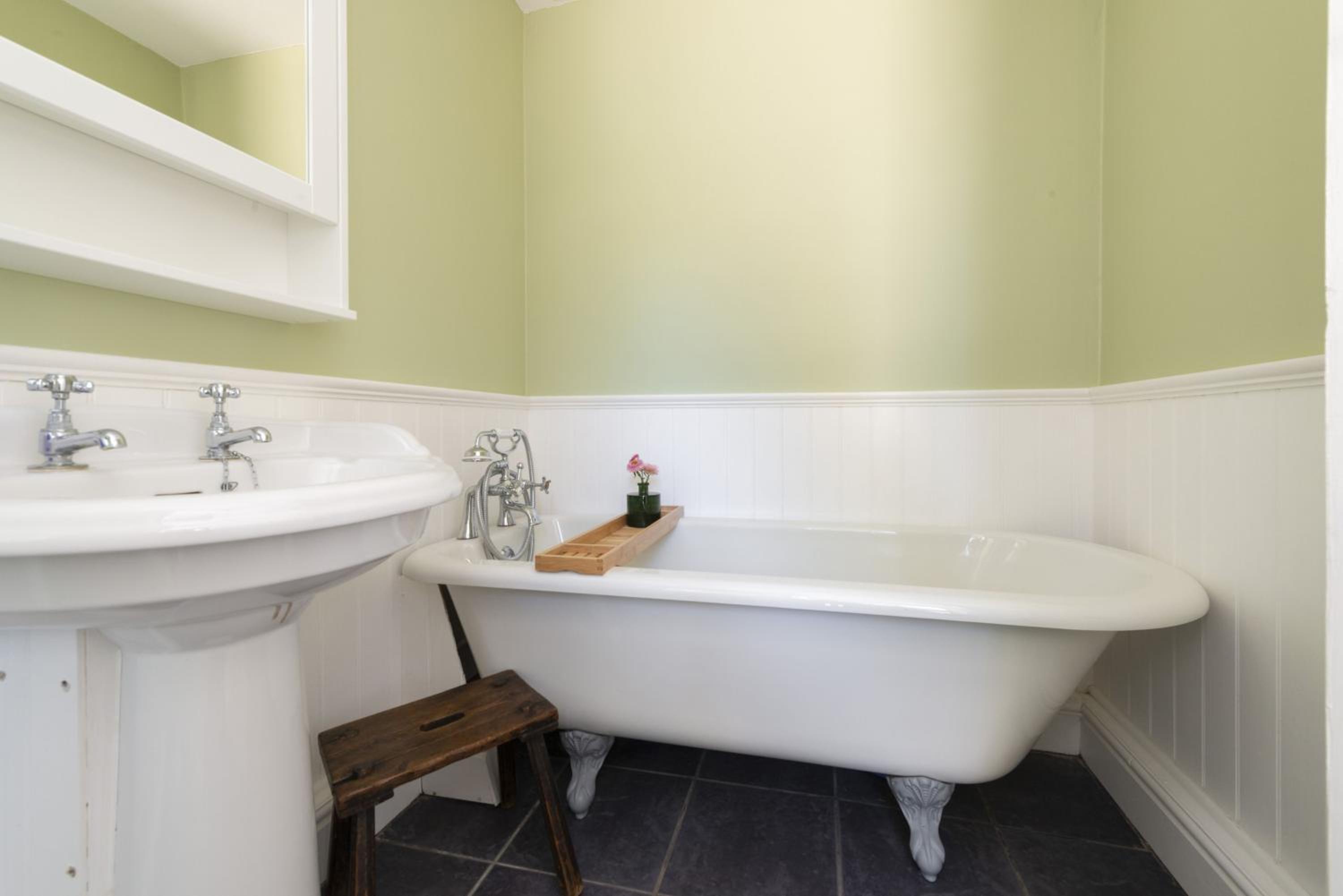 Cordwainer's Cottage