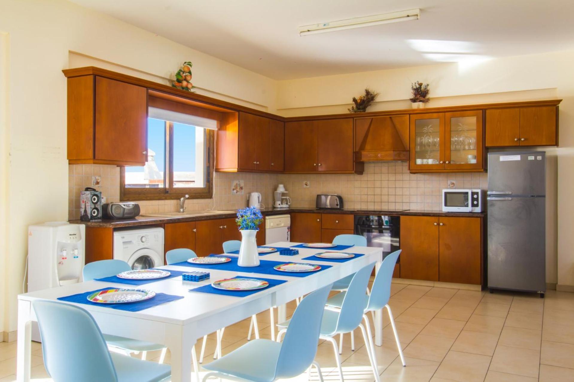 Villa Antonia by Villa Plus