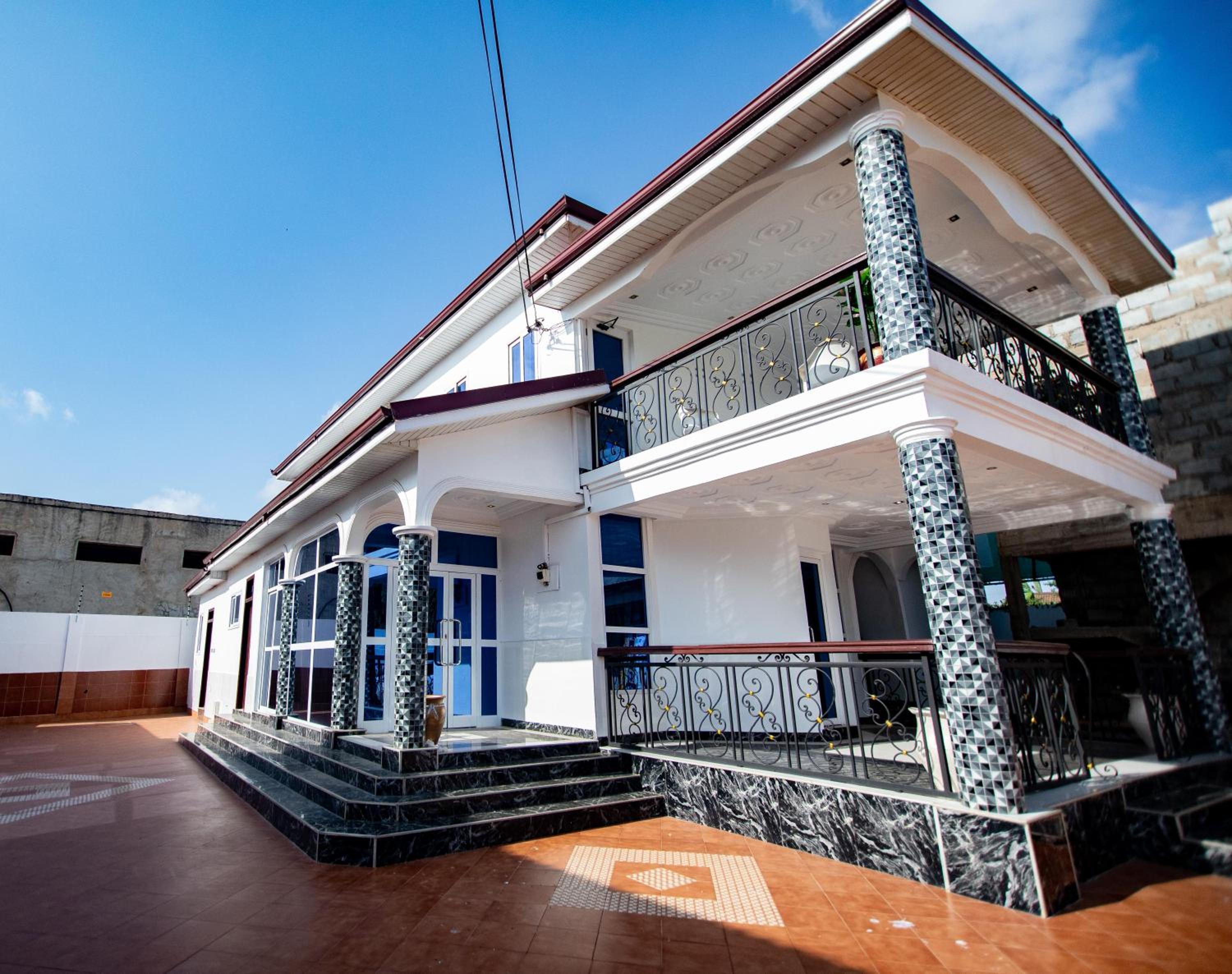 Aduk Guest House Airport City Accra view 3
