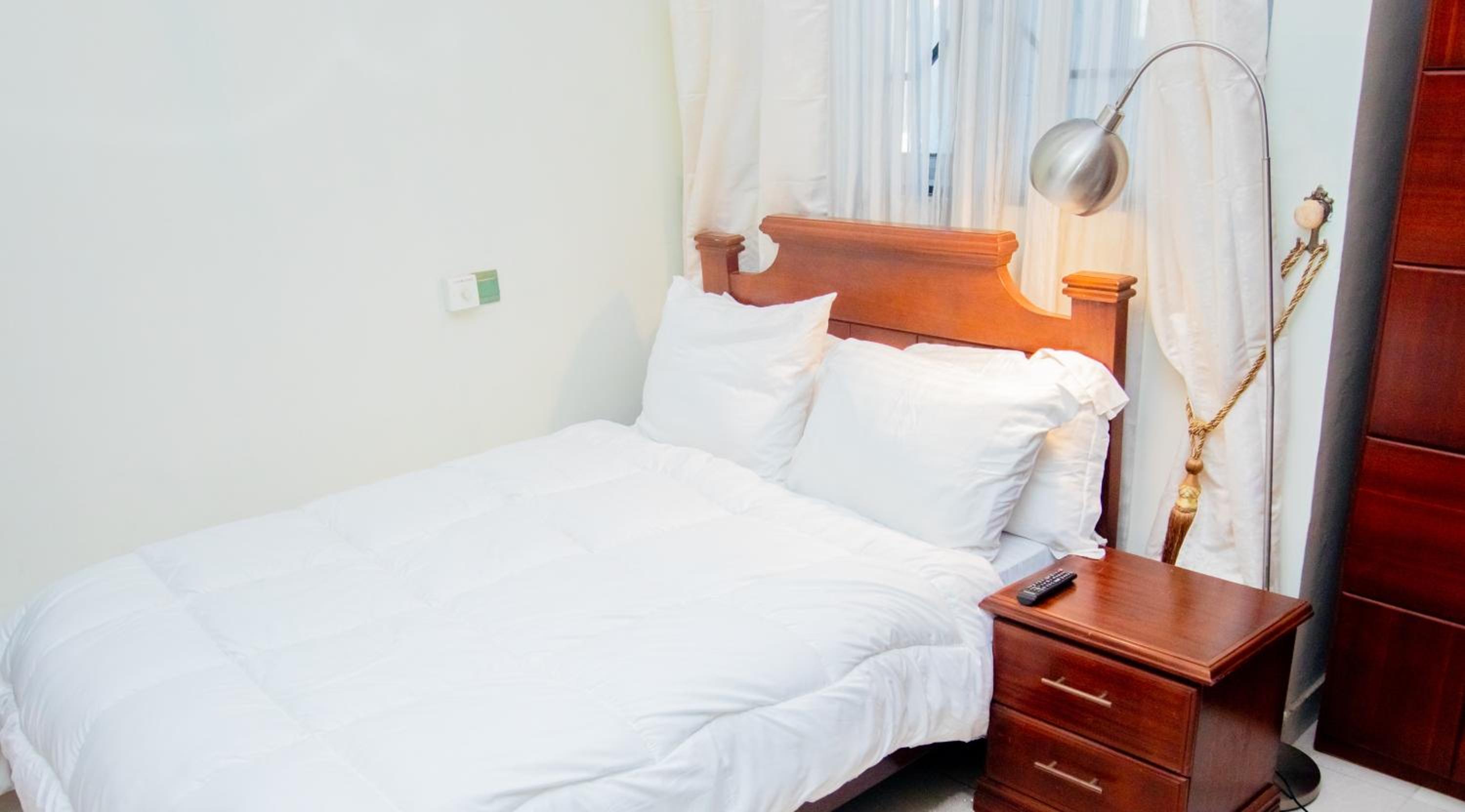Aduk Guest House Airport City Accra view 4