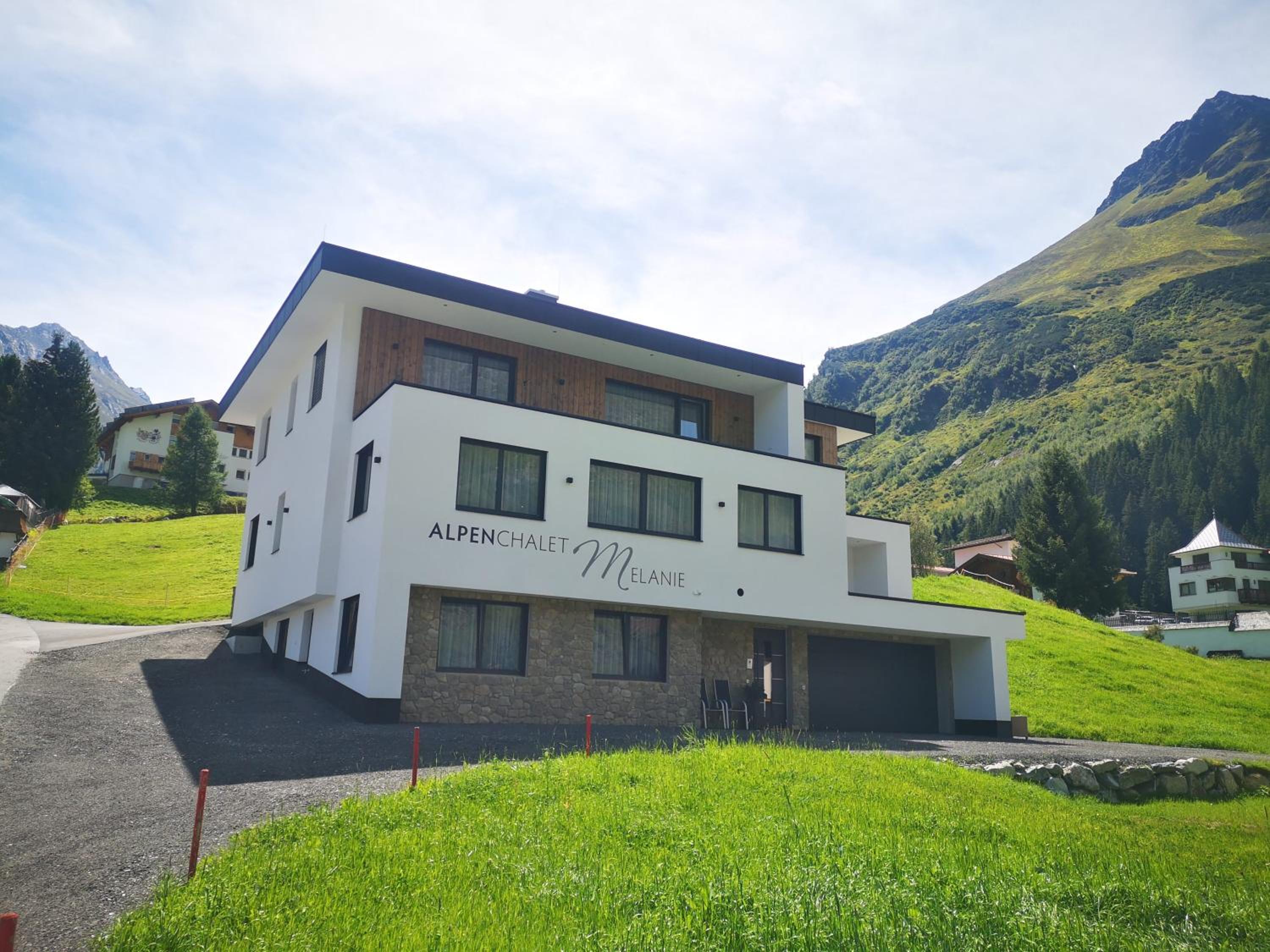 Alpenchalet Melanie - inklusive Silvretta Card Premium view 2