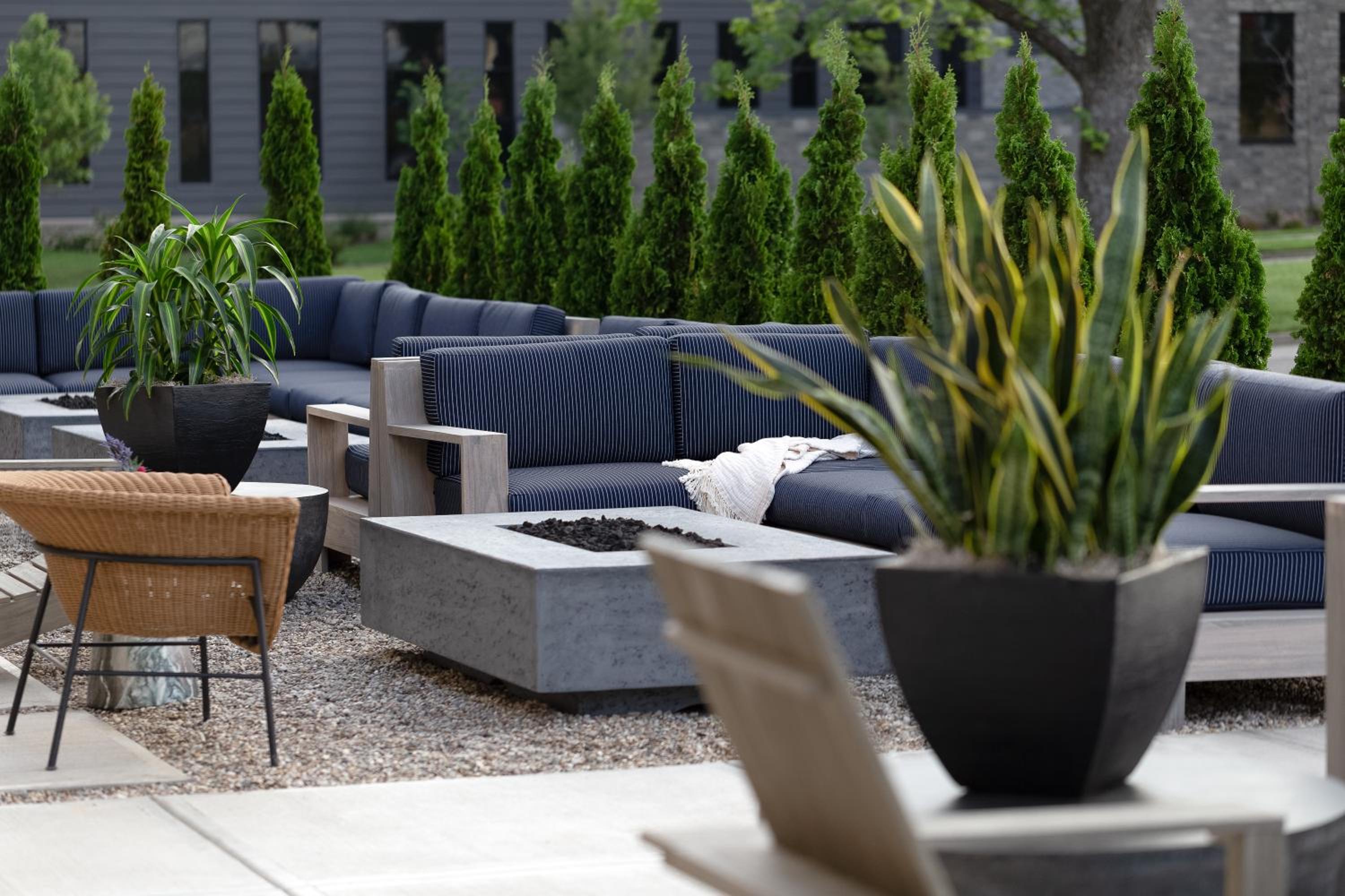 Lexington Vacations - Elwood Hotel Suites - Property Image 23