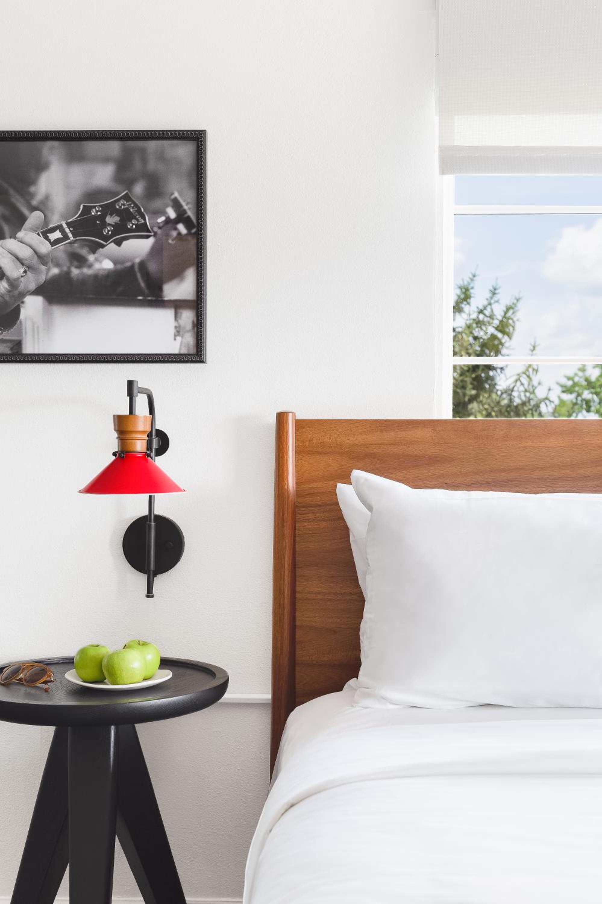 Lexington Vacations - Elwood Hotel Suites - Property Image 10