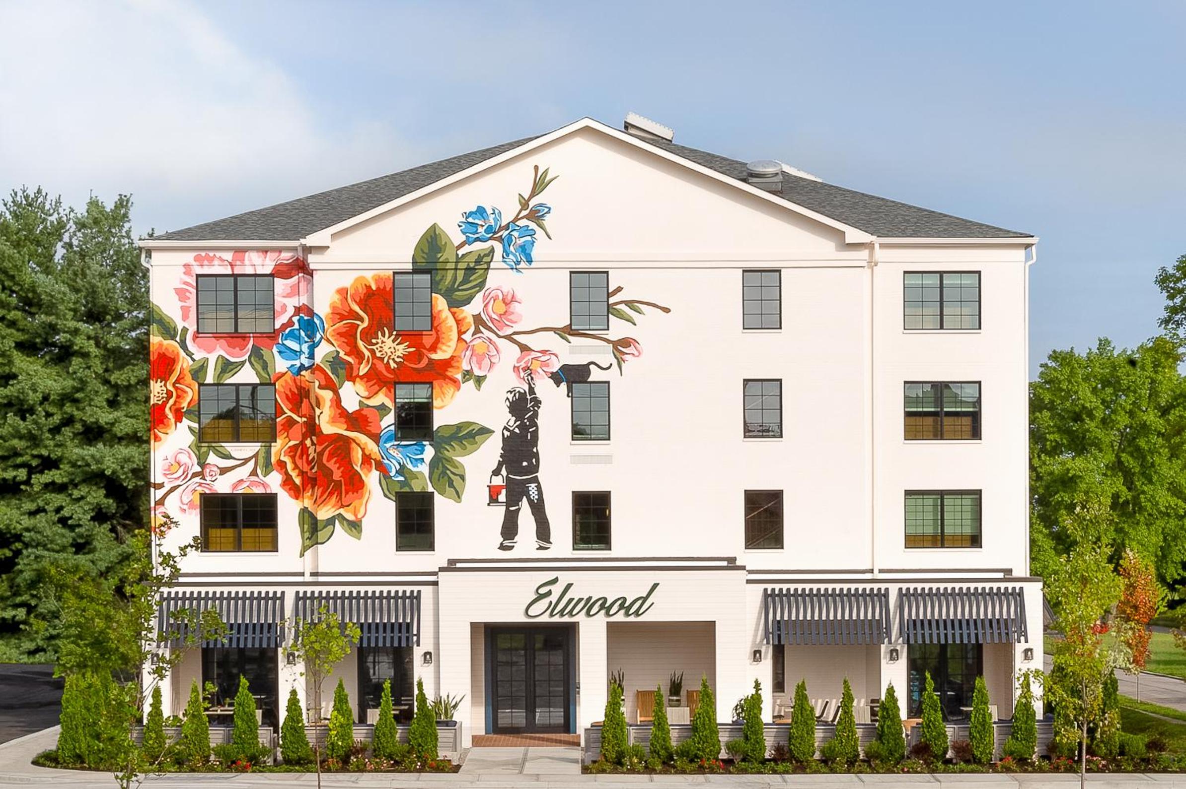 Lexington Vacations - Elwood Hotel Suites - Property Image 18