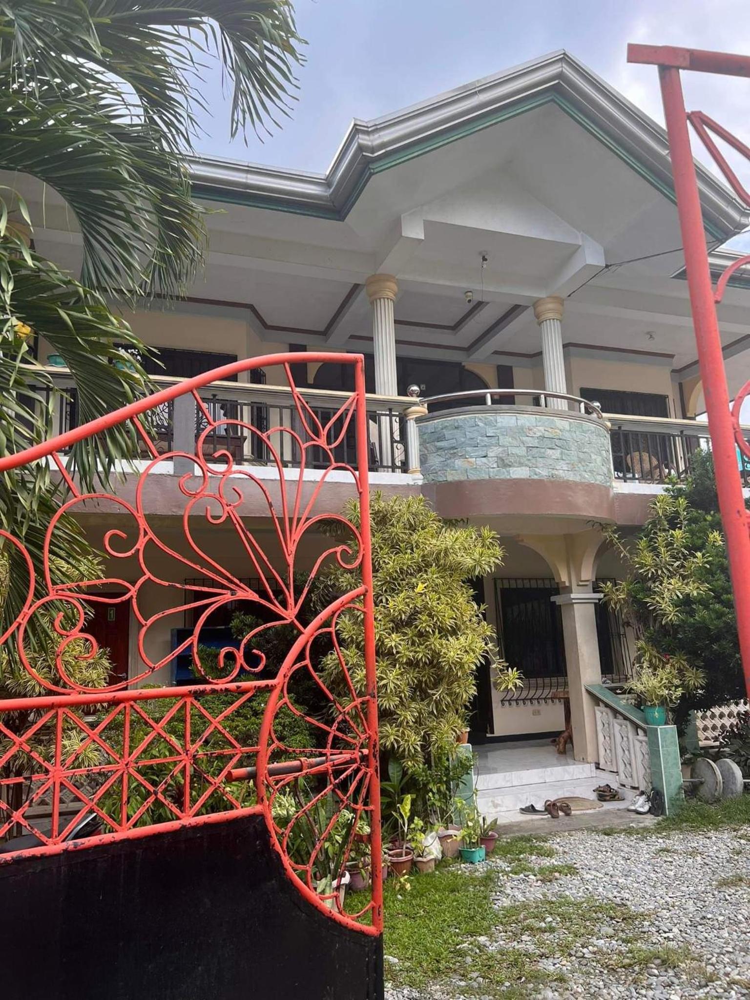 Riverside at Aninuan Accommodation and Food view 4