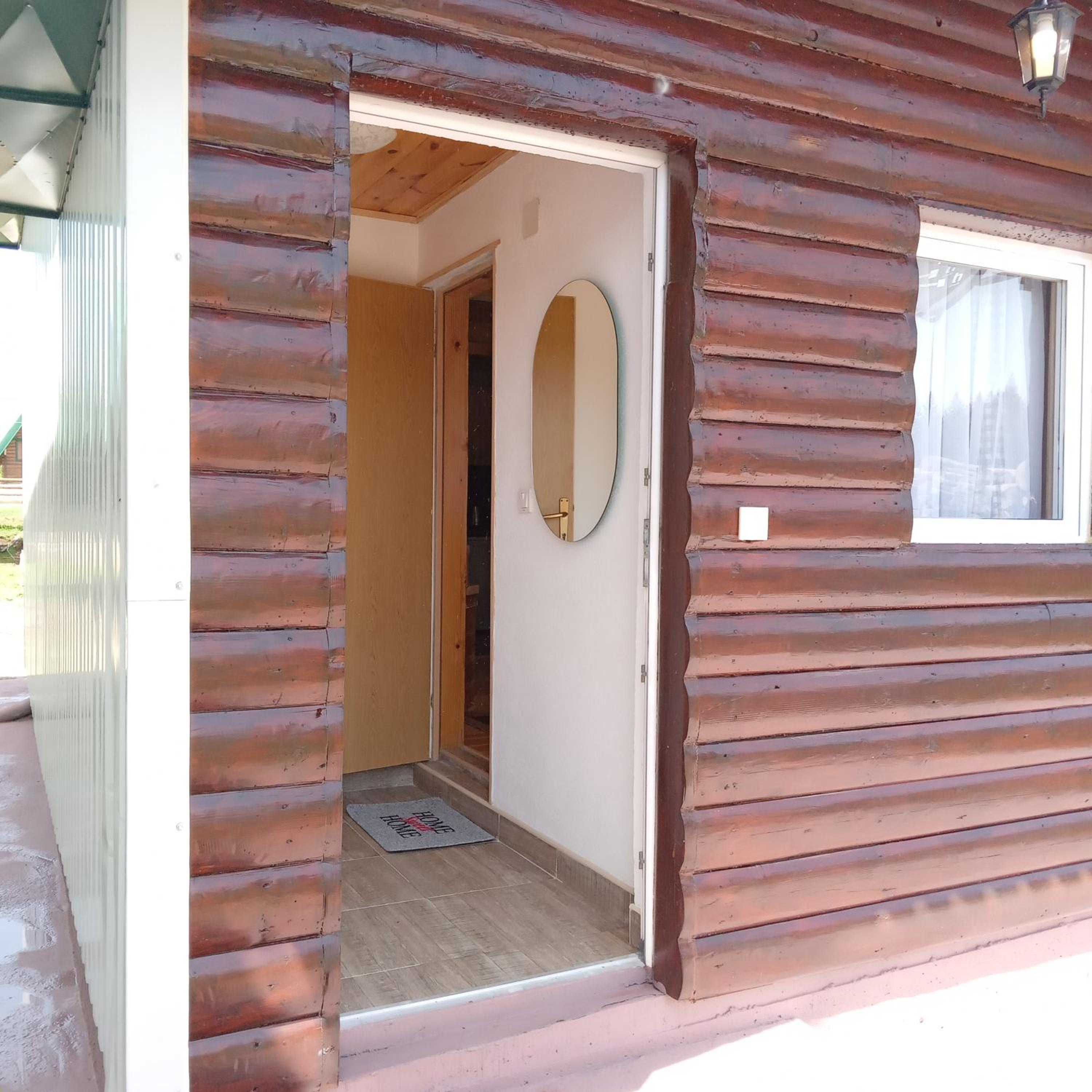 Apartments Avramovic - Bungalow photo 4