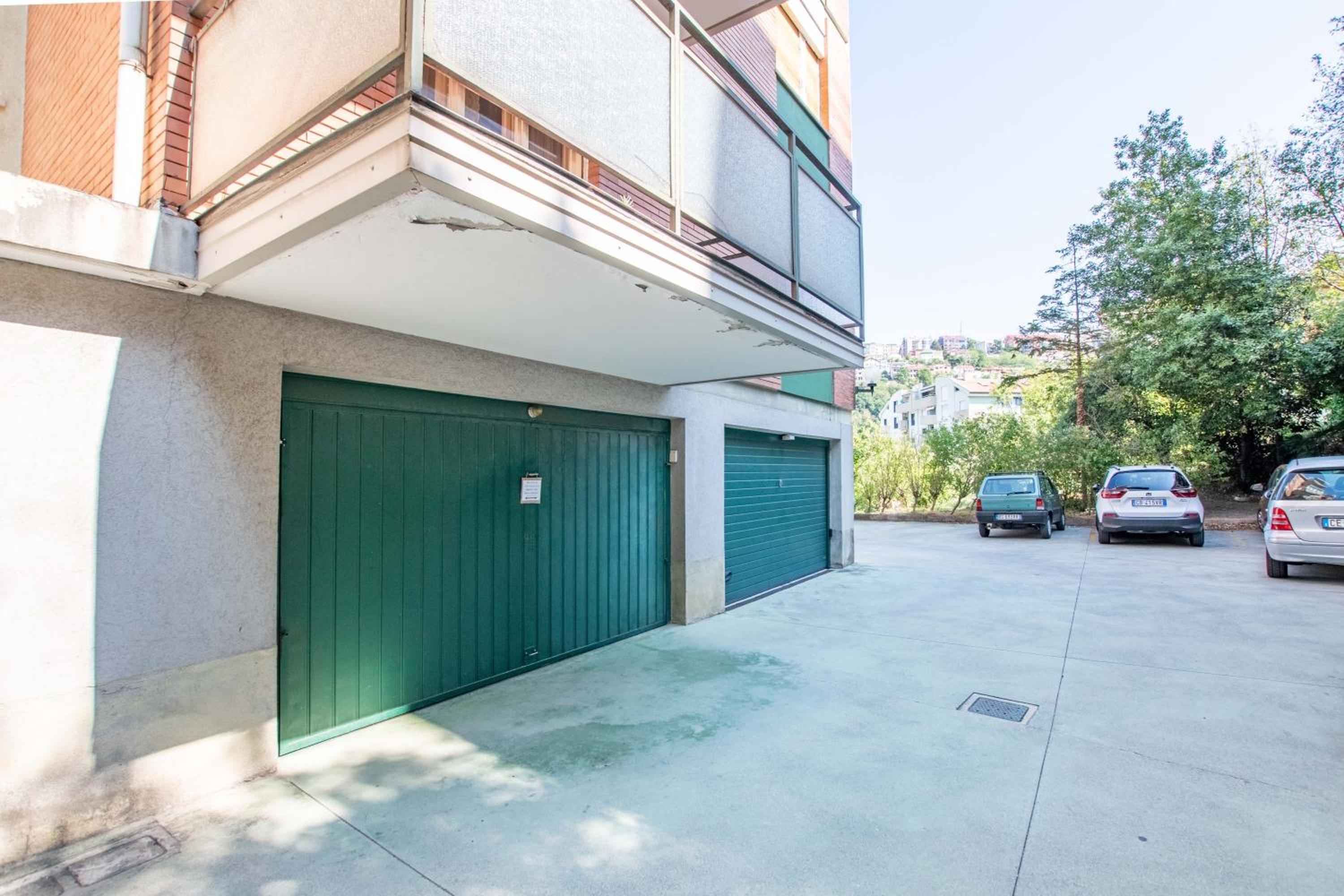 FREE PARKING - 8 posti letto e Terrazzo vista mare view 2
