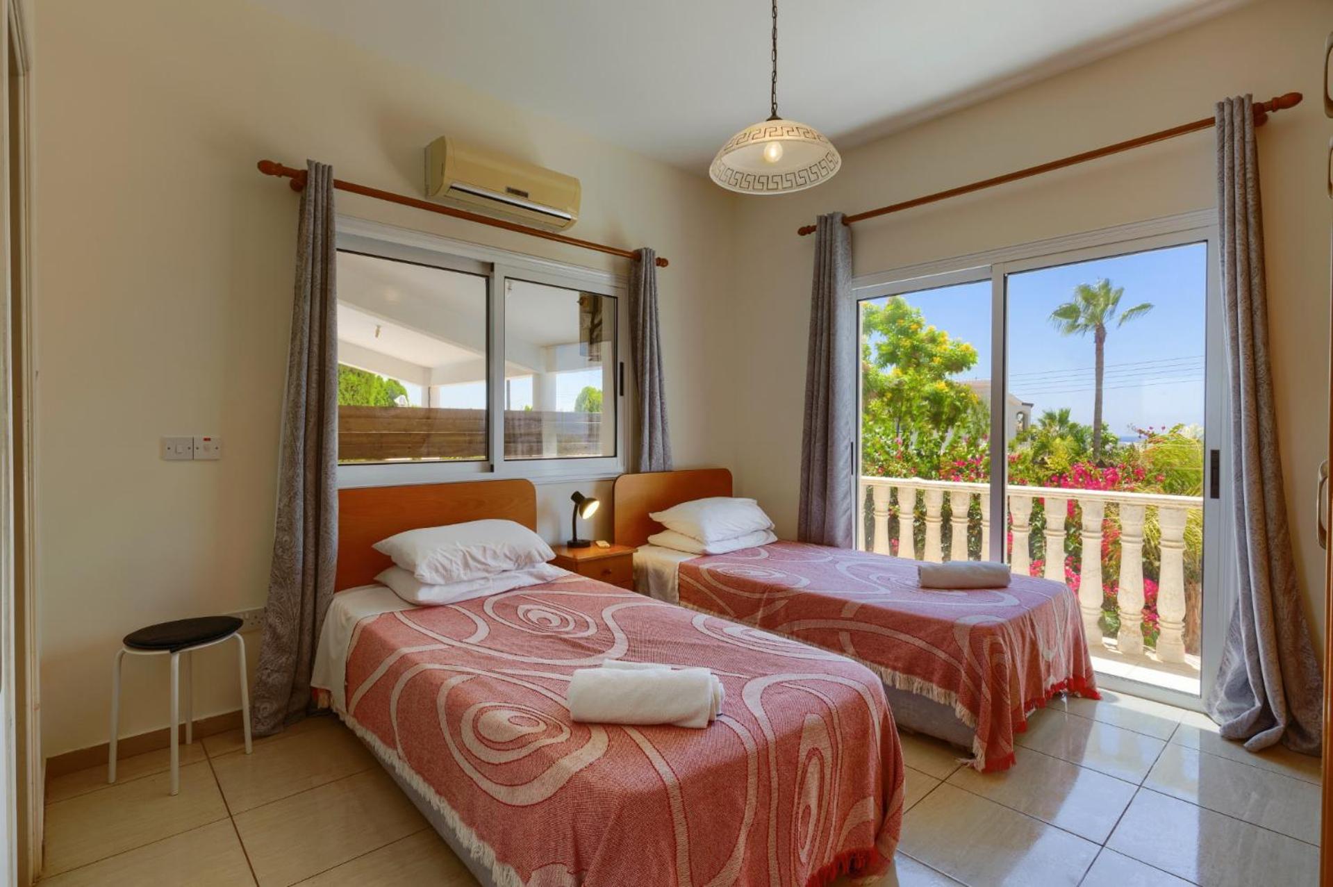 Villa Camelia by Villa Plus