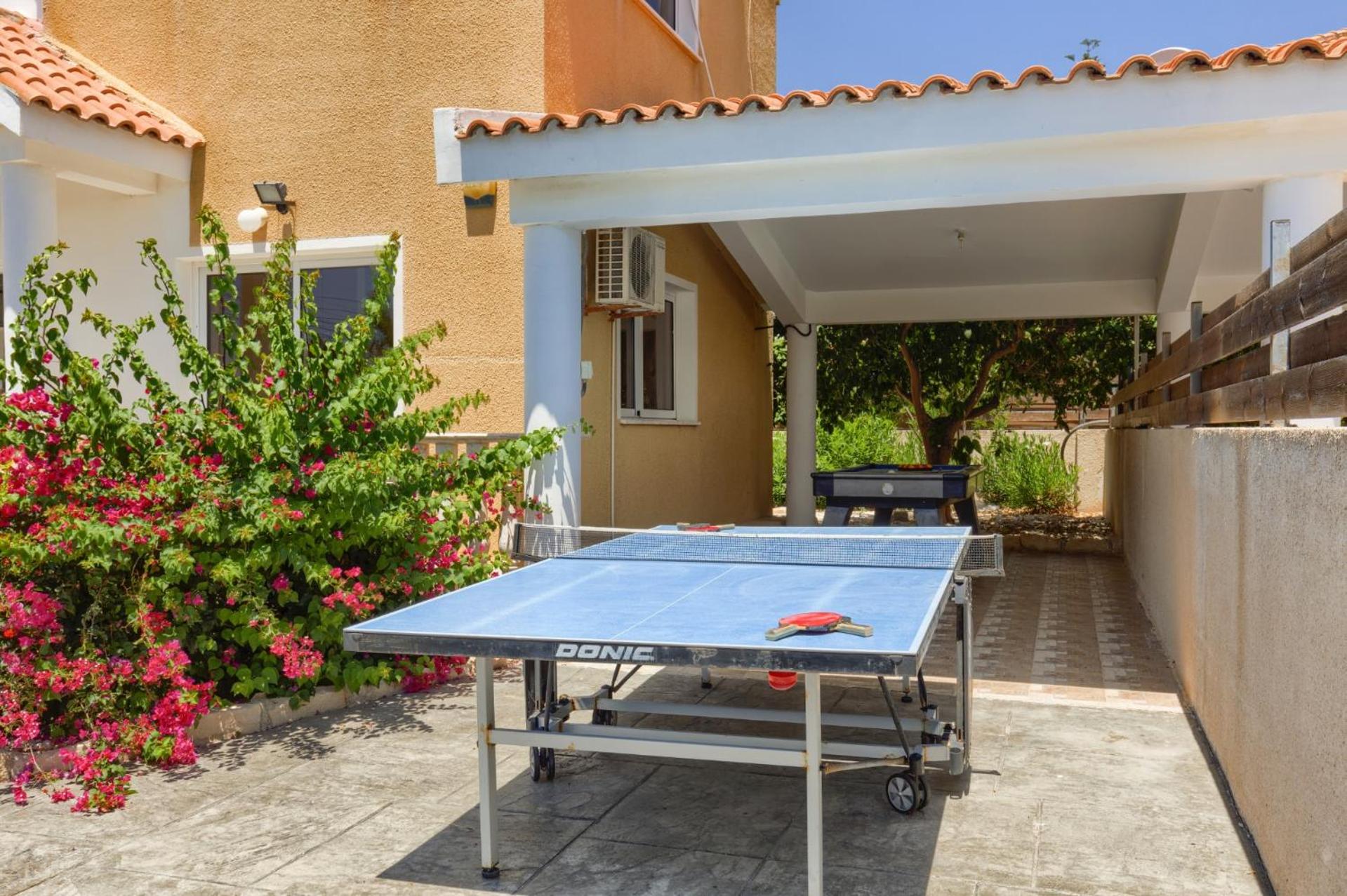 Villa Camelia by Villa Plus