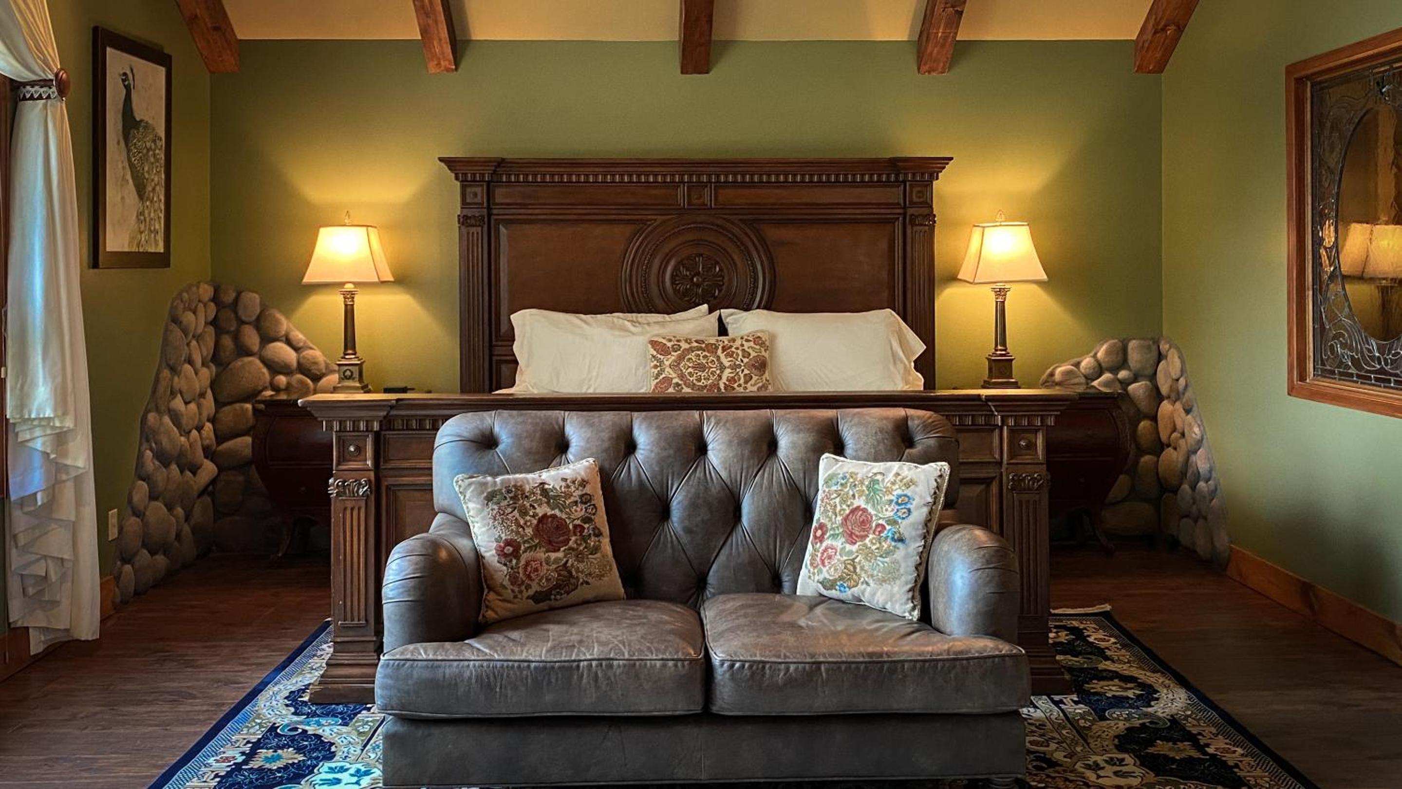 Riversong Inn Retreat