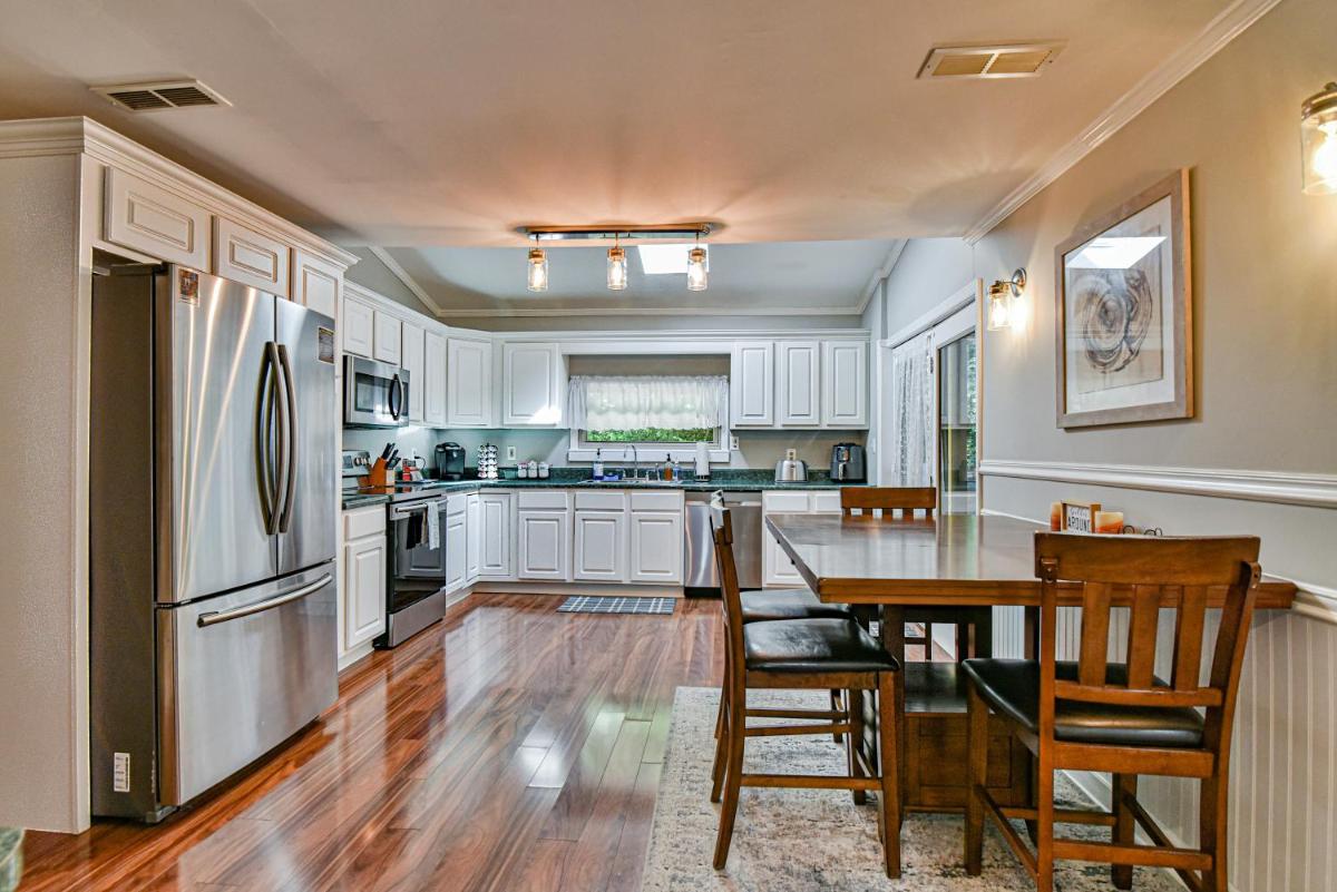 South Asheville home with hot tub just 11 miles to downtown view 5