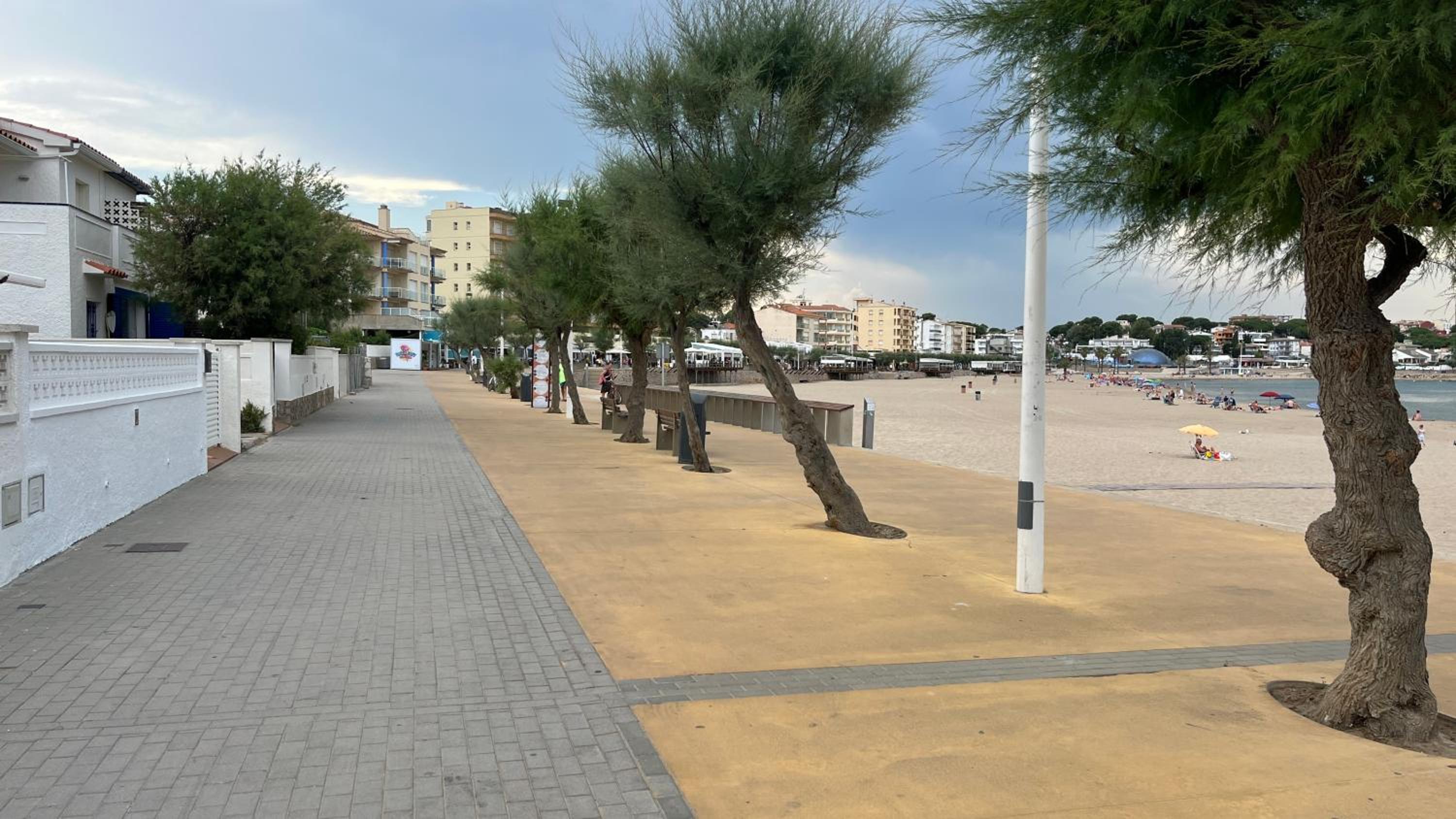 Apartamento en la playa. Free Parking. Free WiFi photo 2
