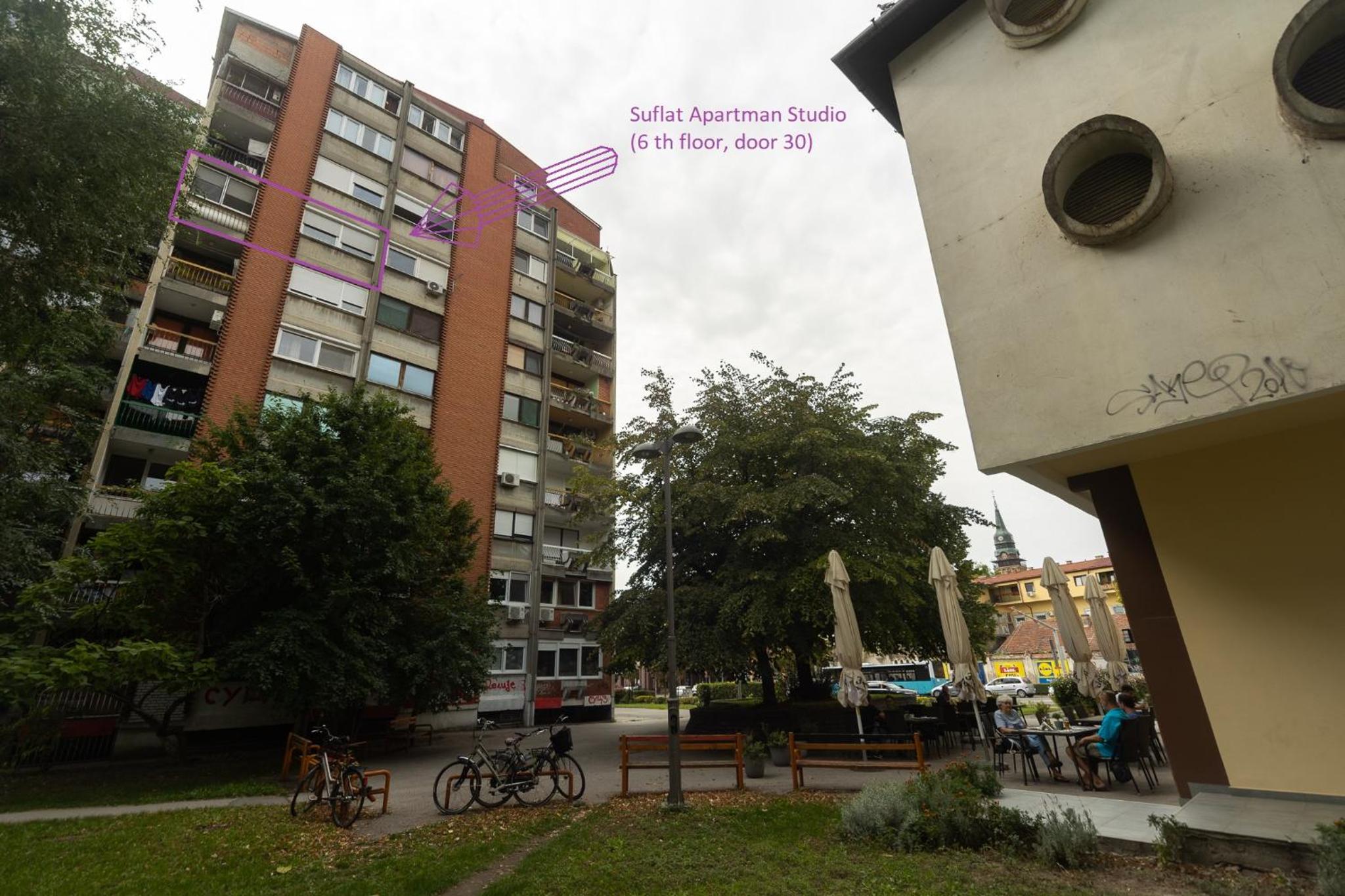 Photo 9