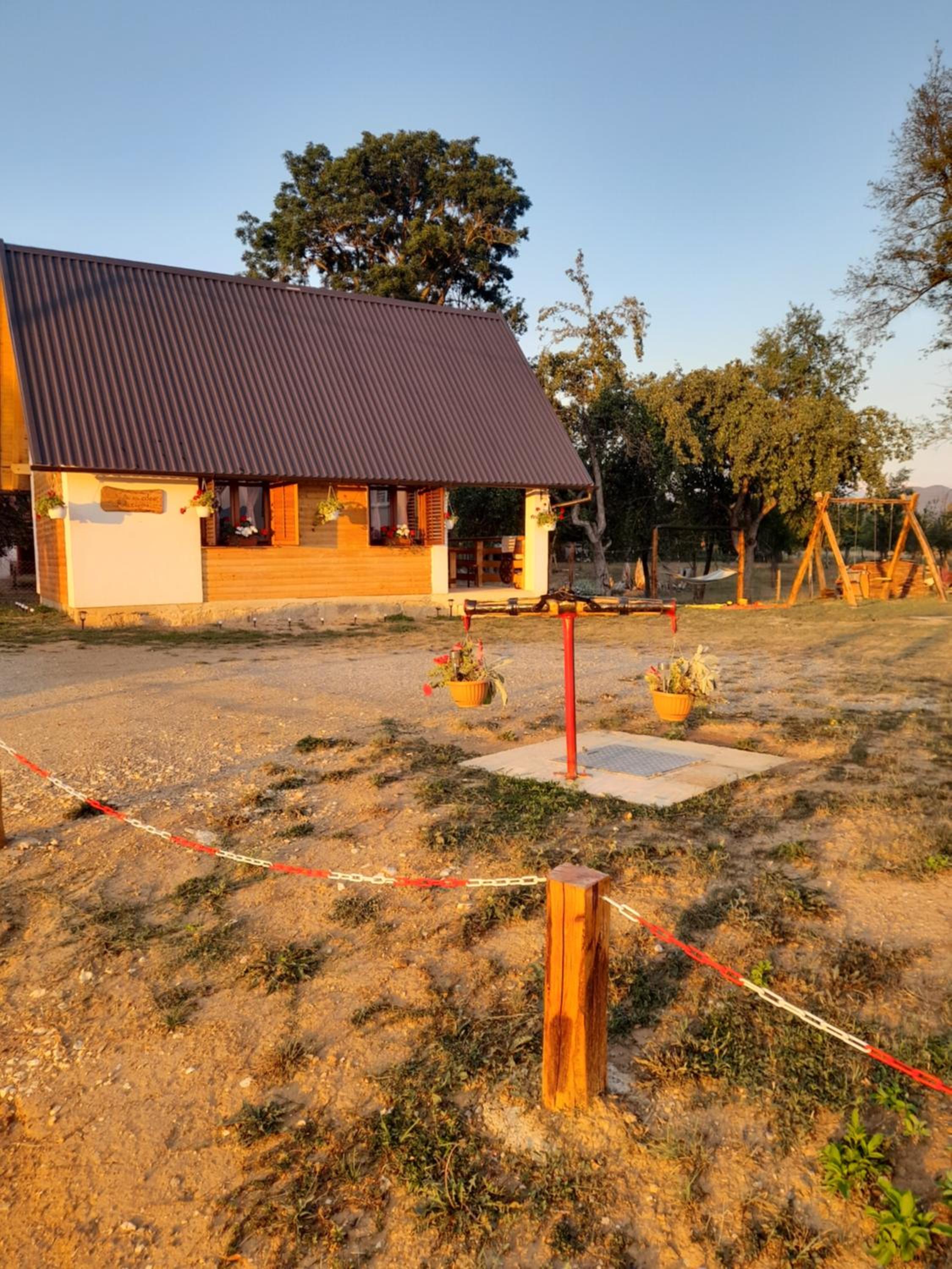 Photo 44