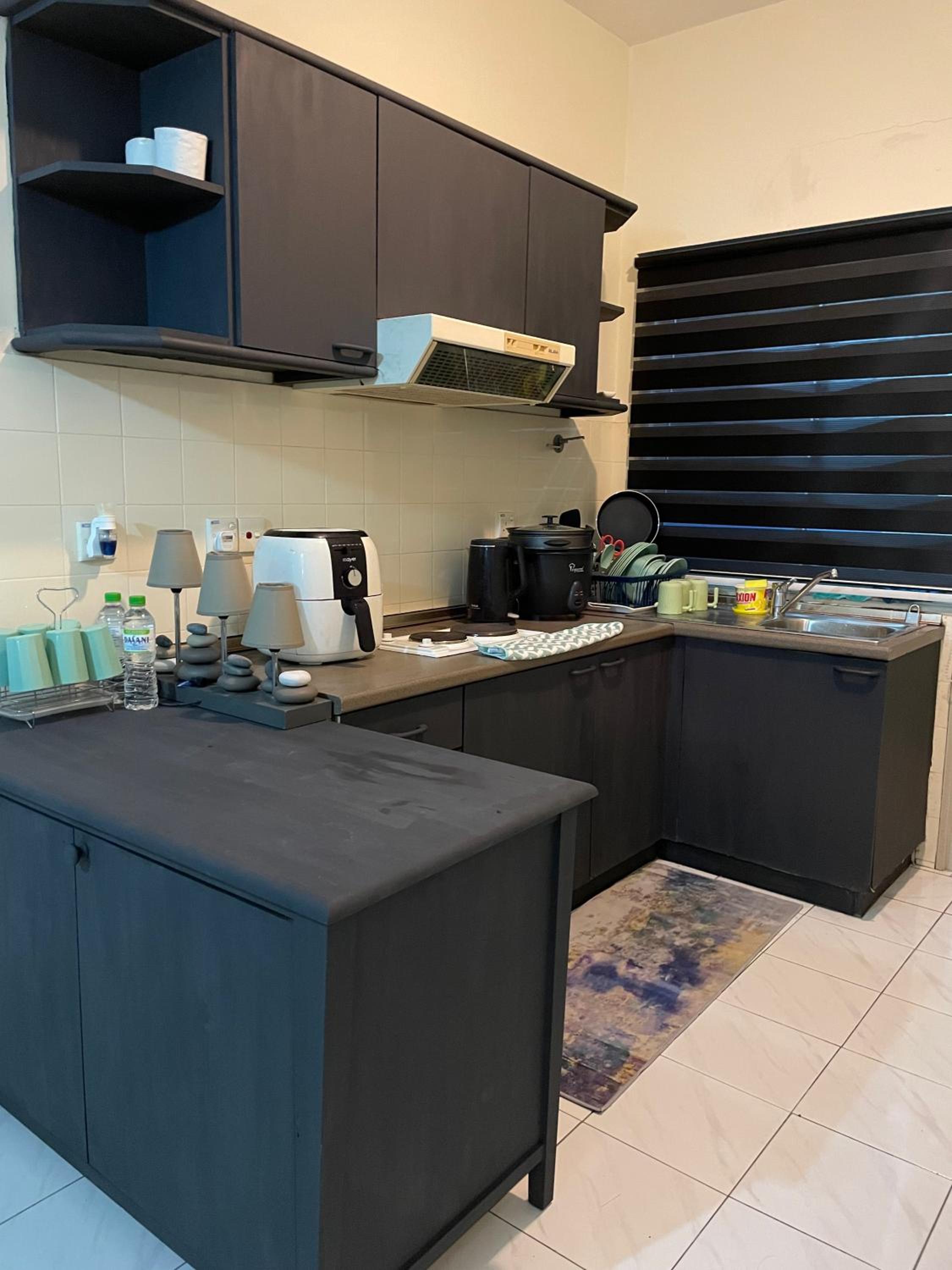 Seri Bulan Holiday Apartment Affordable 2BR Beachside Stay in Teluk Kemang, PD photo 8
