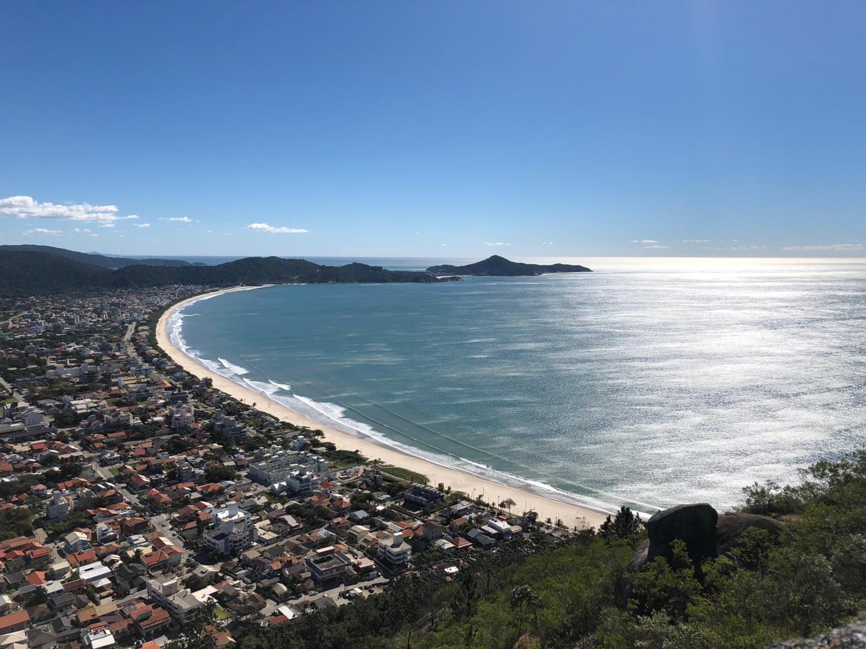 Surpreendente apto, 290 metros da praia!