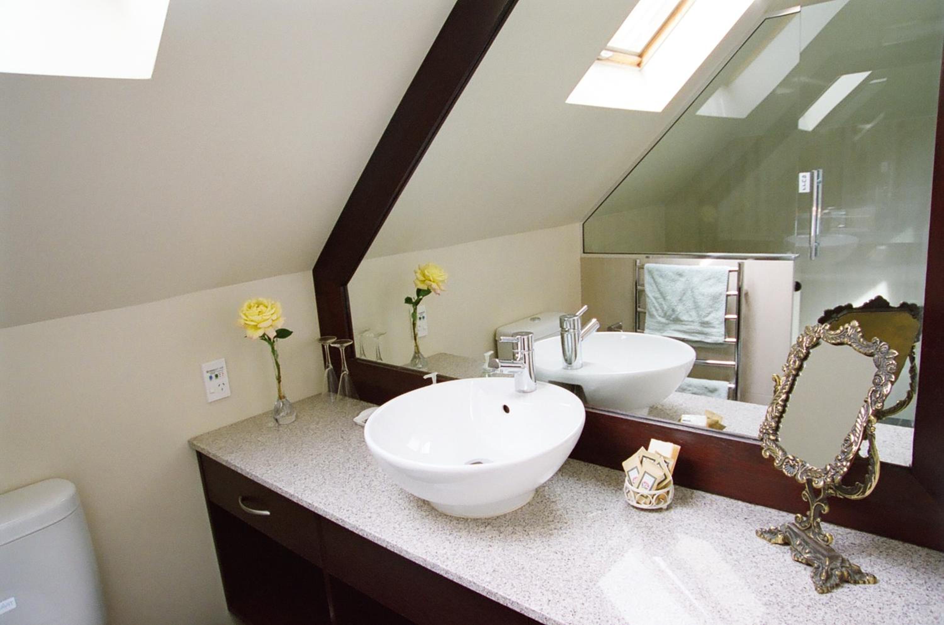 Anglesea House Inn view 3