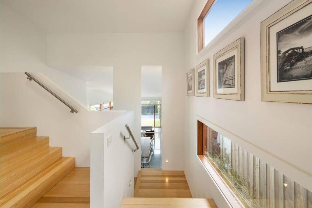Sorrento Sea Escape - perfect family beach house with linen.