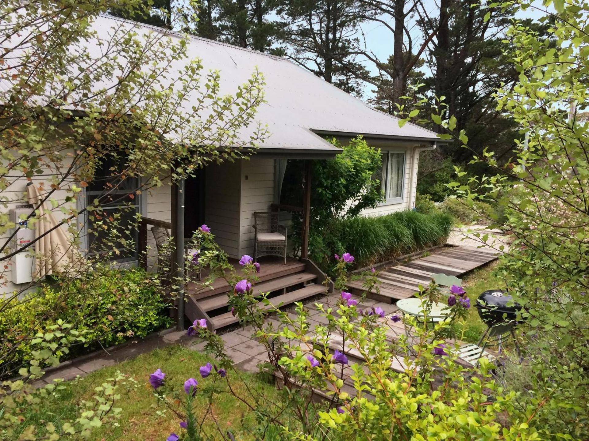 Hotel Georgette House in Leura - Image 1