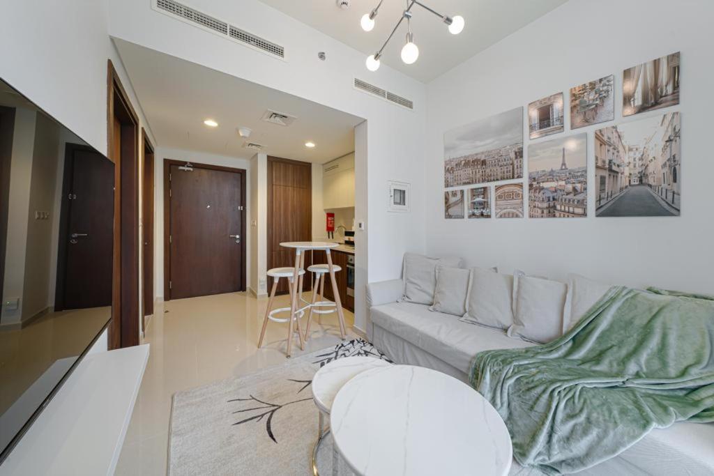 Cozy Brand New 1BD-Business Bay- Burj Khalifa View