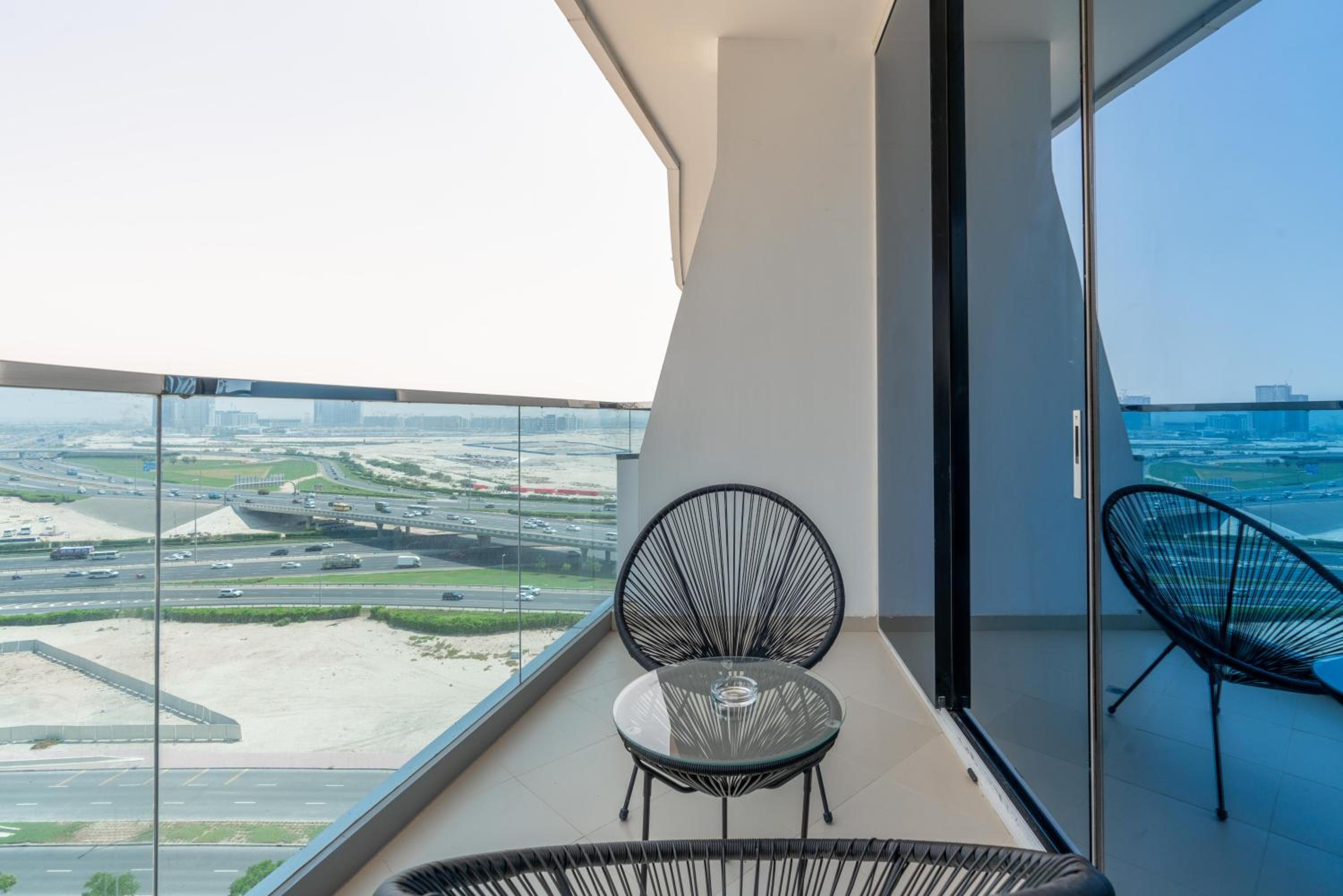 GlobalStay Business Bay Waves Tower Apartments Dubai