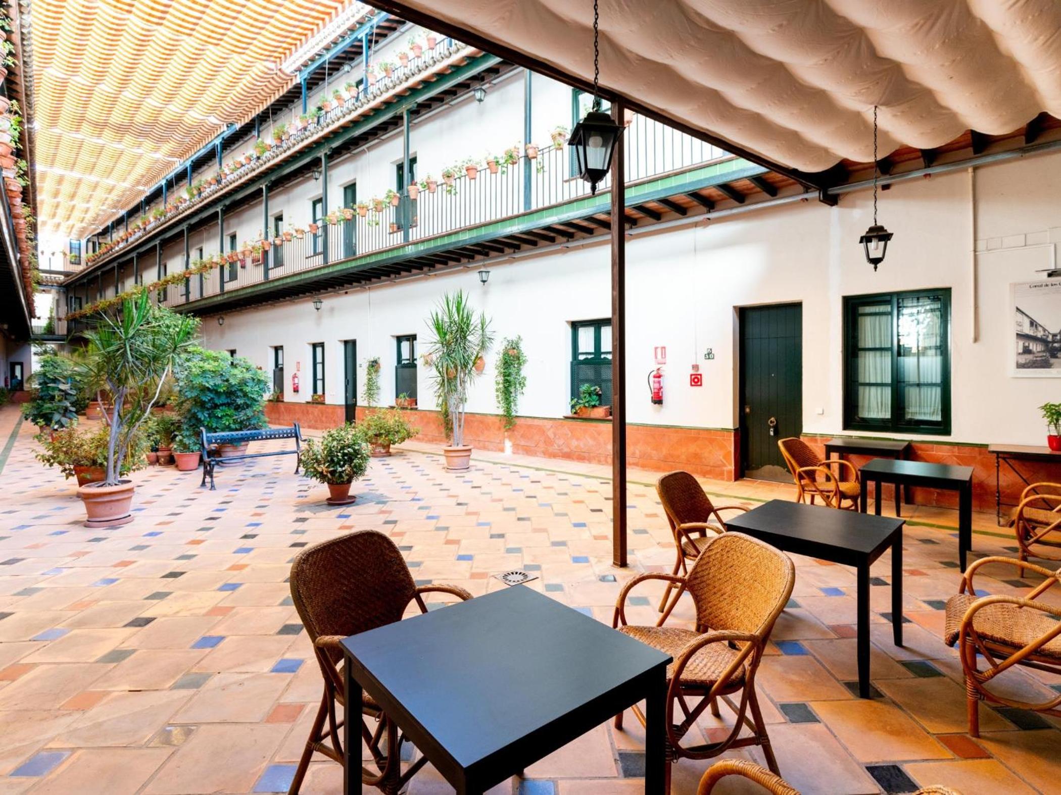 Green-Apartments Lumbreras
