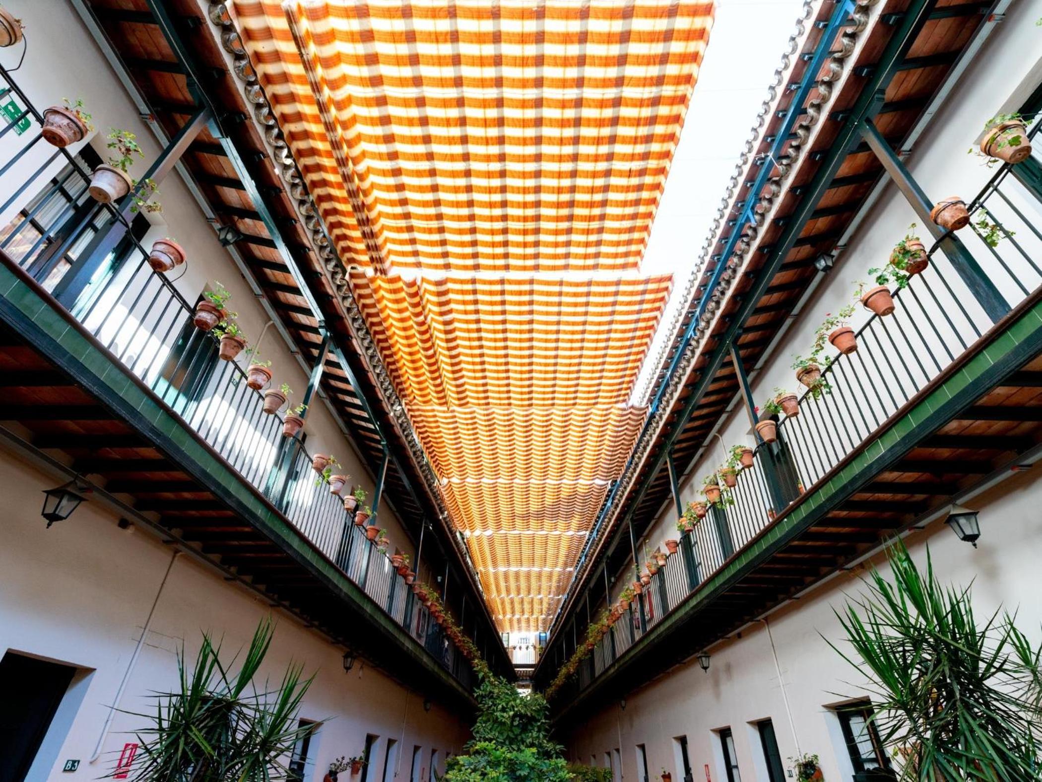 Green-Apartments Lumbreras