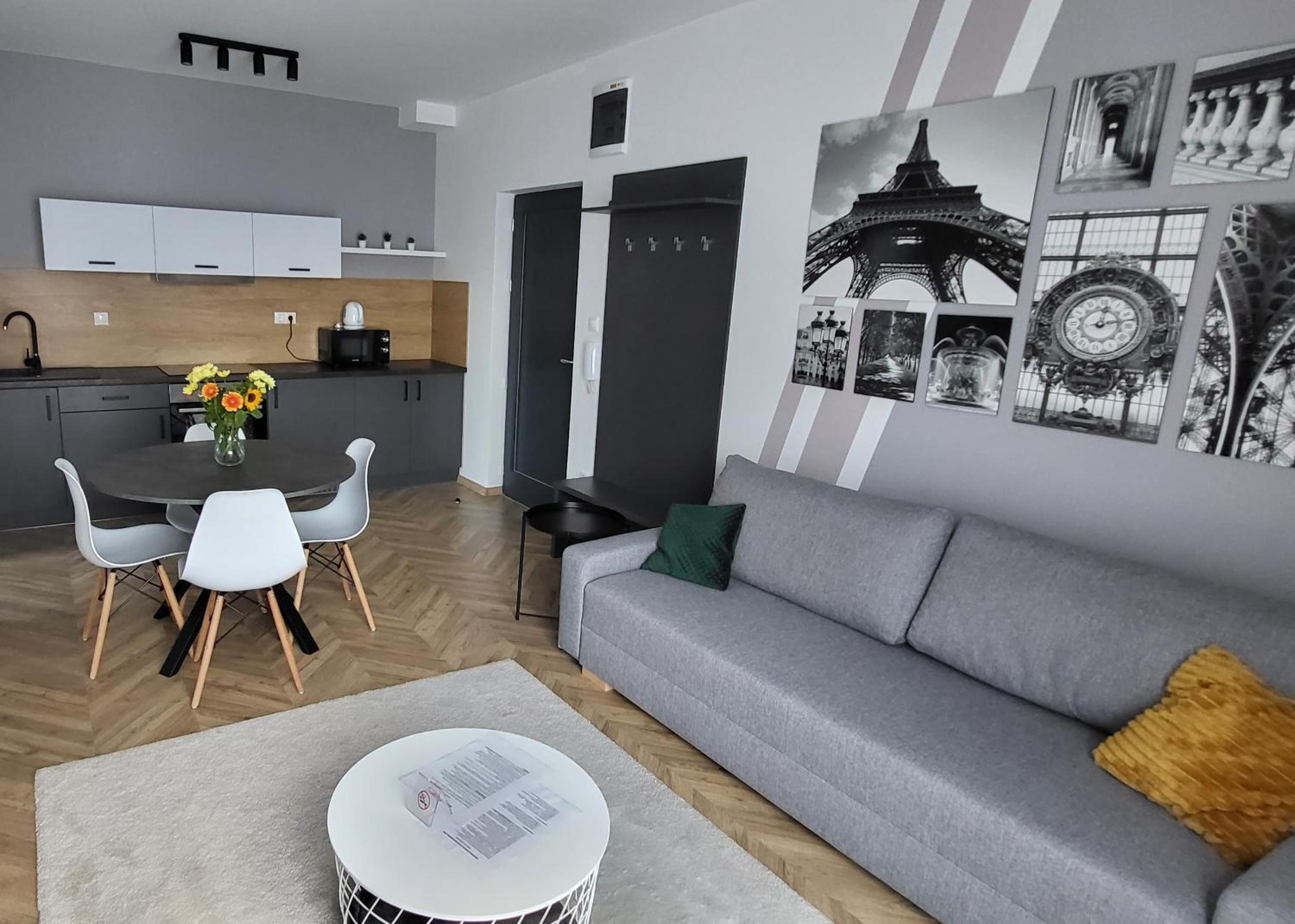 Dotis Apartman Tata view 5