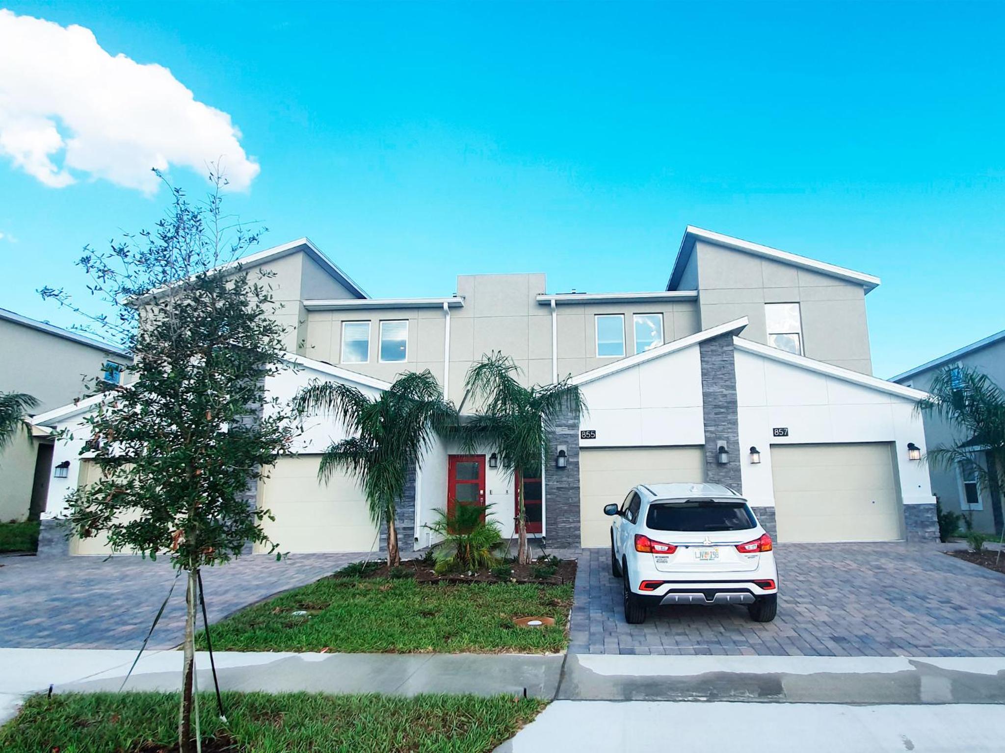 Gorgeous 3BR Condo Free Waterpark Golf near Disney view 3