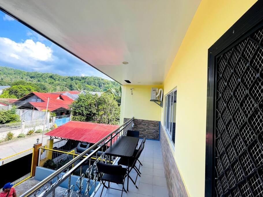 B1 - Spacious 3BR House with Netflix, Fiber Wifi, Parking, Balcony, photo 55
