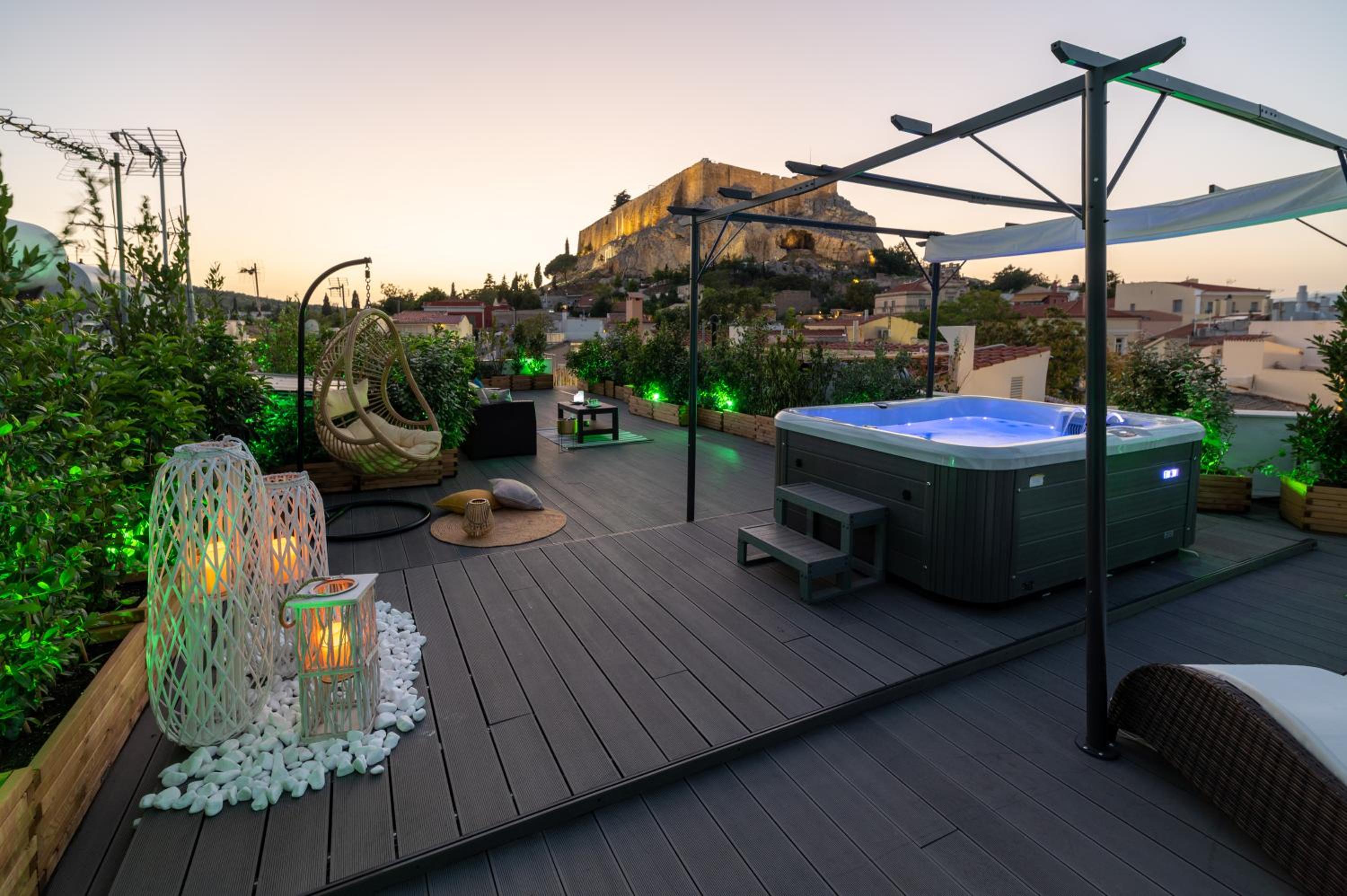 Plaka Arch Suites