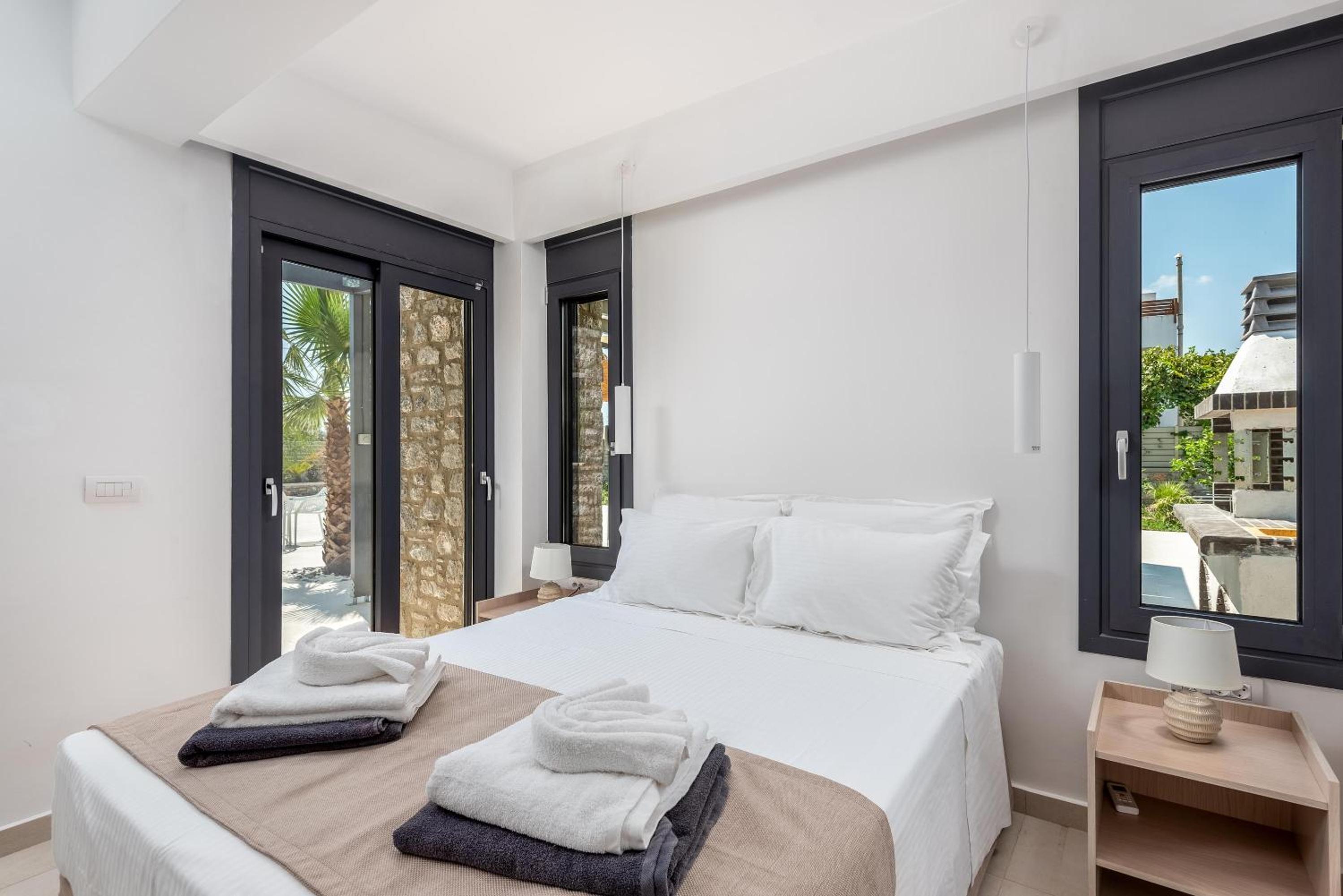 Lindian Palms photo 3