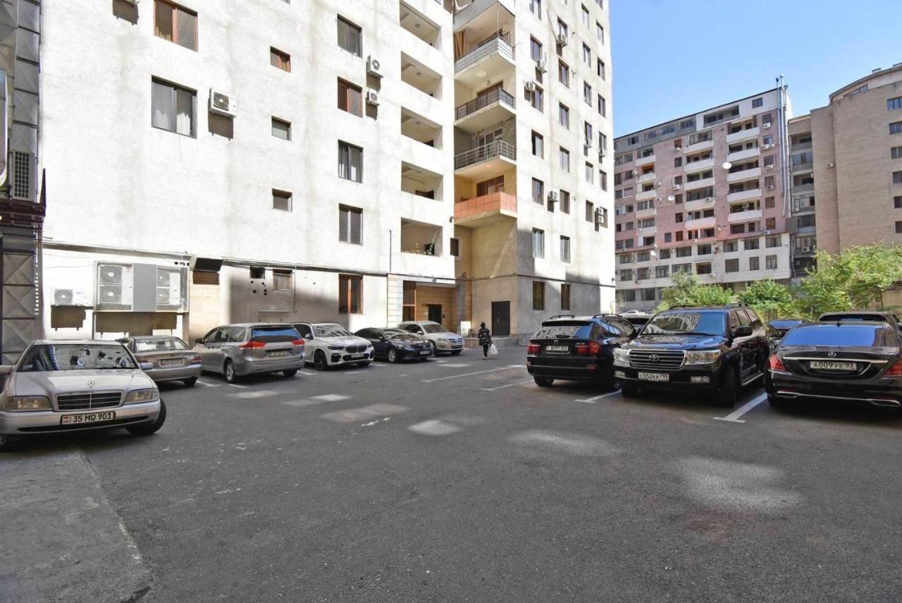 Aram street, 2 bedrooms LUXURY and UNIQUE apartment DI723