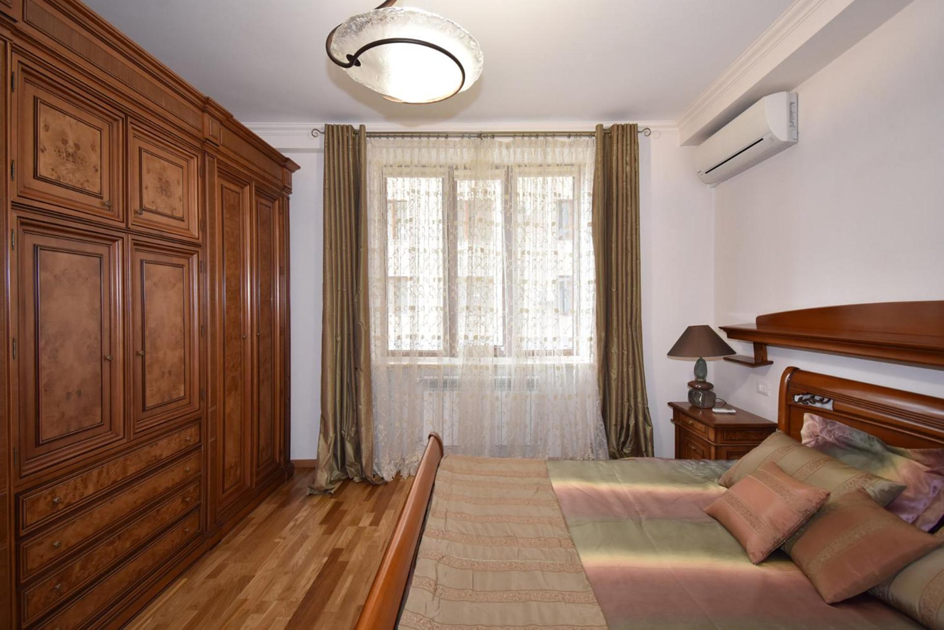 Aram street, 2 bedrooms LUXURY and UNIQUE apartment DI723
