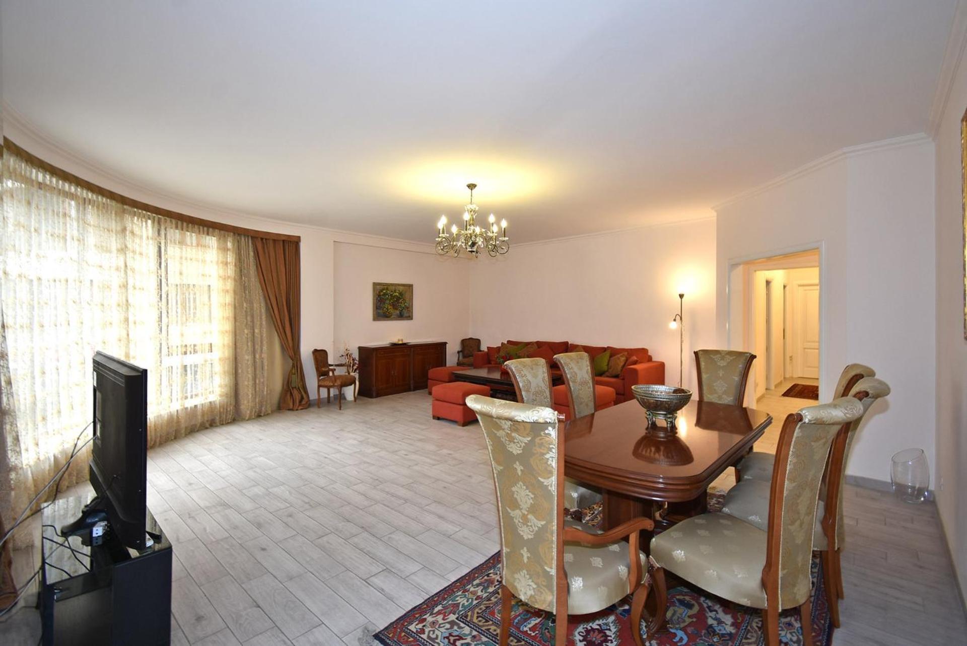 Aram street, 2 bedrooms LUXURY and UNIQUE apartment DI723