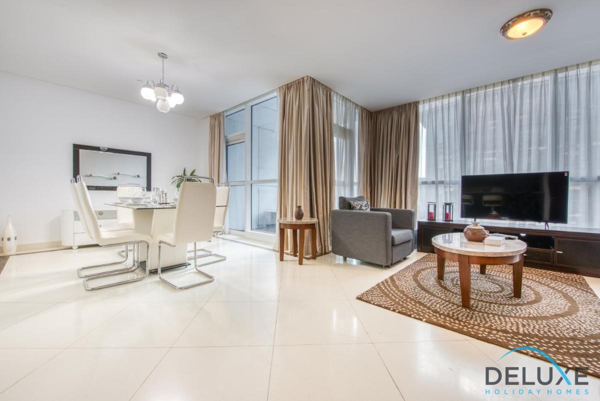 Elegant 2BR in Marina 23 at Dubai Marina by Deluxe Holiday Homes
