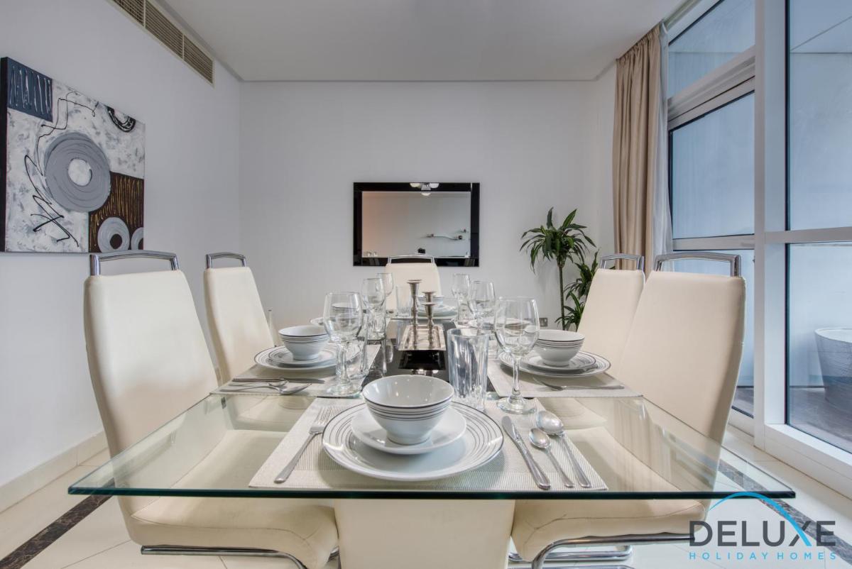Elegant 2BR in Marina 23 at Dubai Marina by Deluxe Holiday Homes