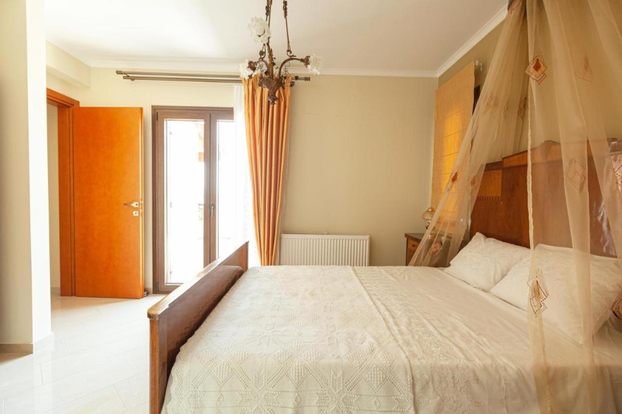 Alcedo Villa